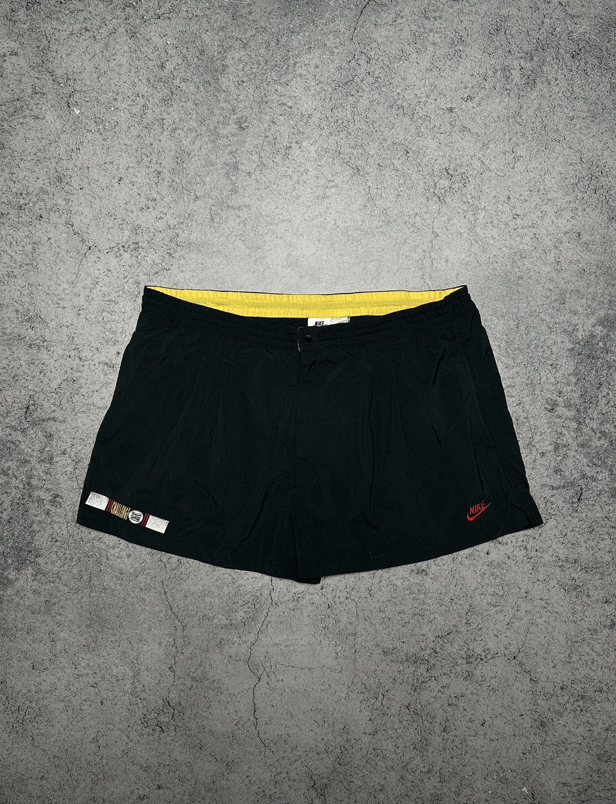 Nike Vintage Nike Challenge Court Andre Agassi Shorts Size US 36 / EU 52 - 1 Thumbnail