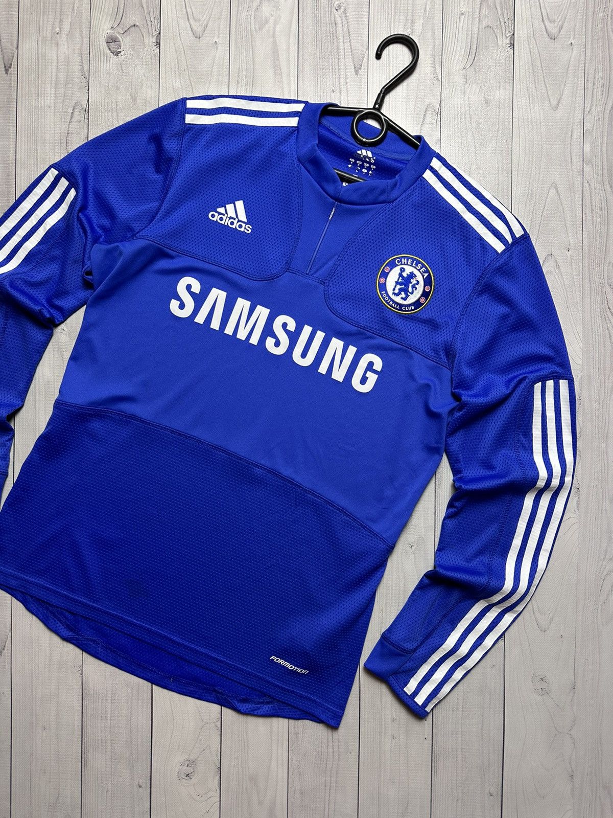 Adidas × Chelsea Soccer × Vintage Vintage adidas Chelsea soccer jersey long sleeve size M Size US M / EU 48-50 / 2 - 2 Thumbnail