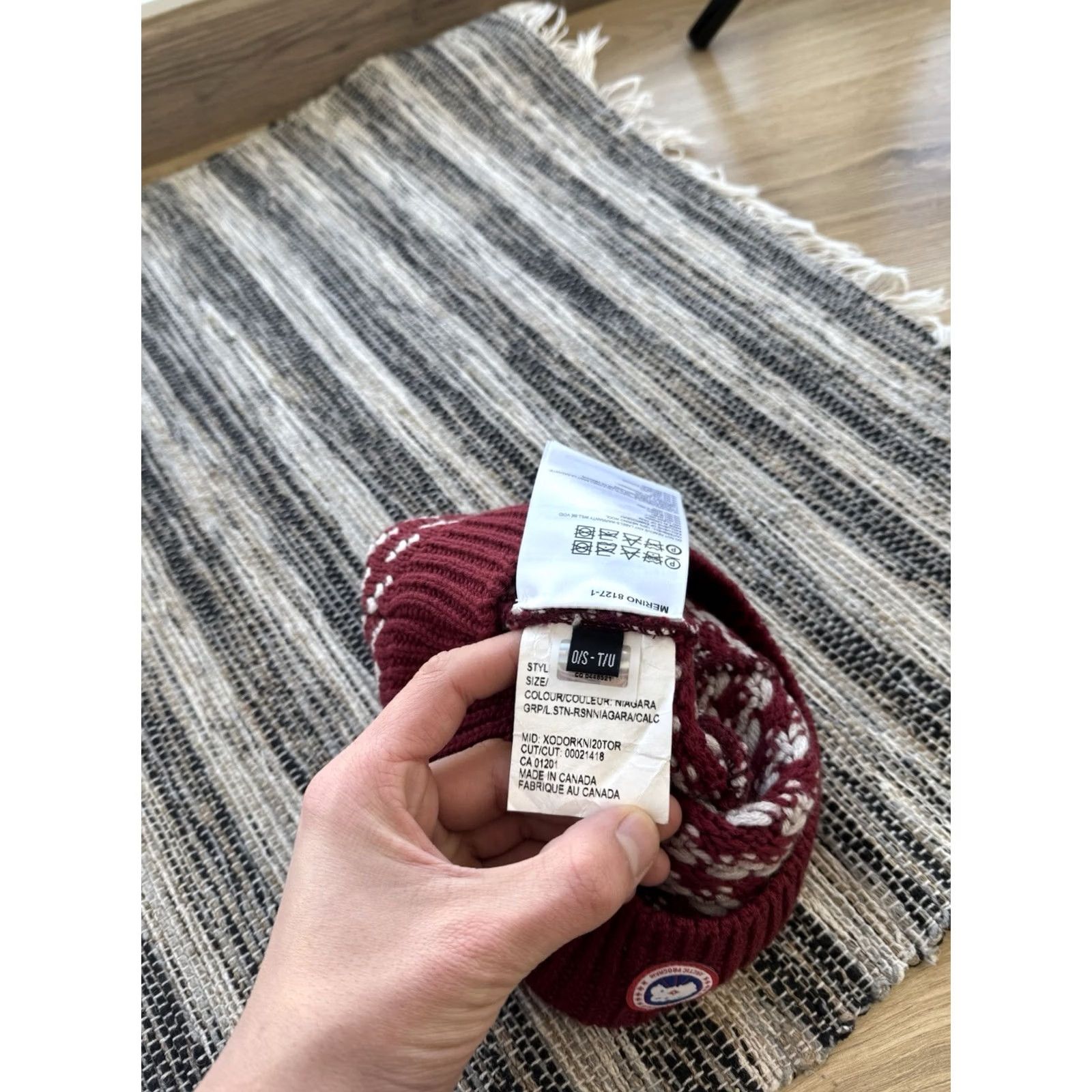 Canada Goose VINTAGE Canada Goose Beanie Wool Knit Niagara Red One Size Womens 90s Winter Classic Streetwear USA Canada Y2K Hat Size ONE SIZE - 6 Thumbnail