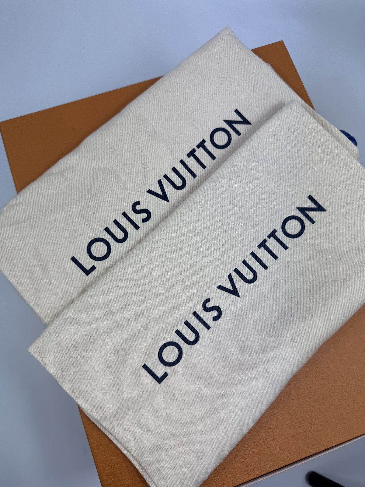 Louis Vuitton × Takashi Murakami MULTI COLOUR MONOGRAM PRINT SNEAKERS Size US 8 / IT 38 - 12 Thumbnail