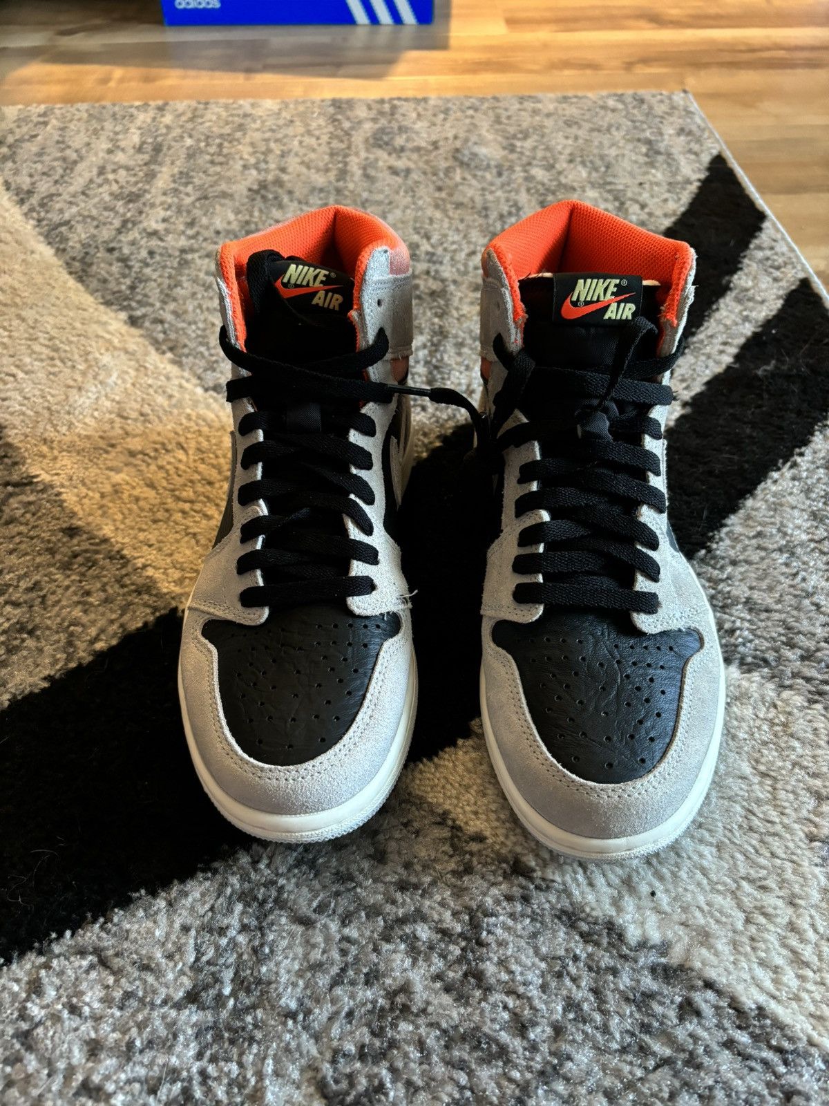 Jordan Brand Air Jordan 1 High Neutral Grey Size US 8 / EU 41 - 3 Thumbnail