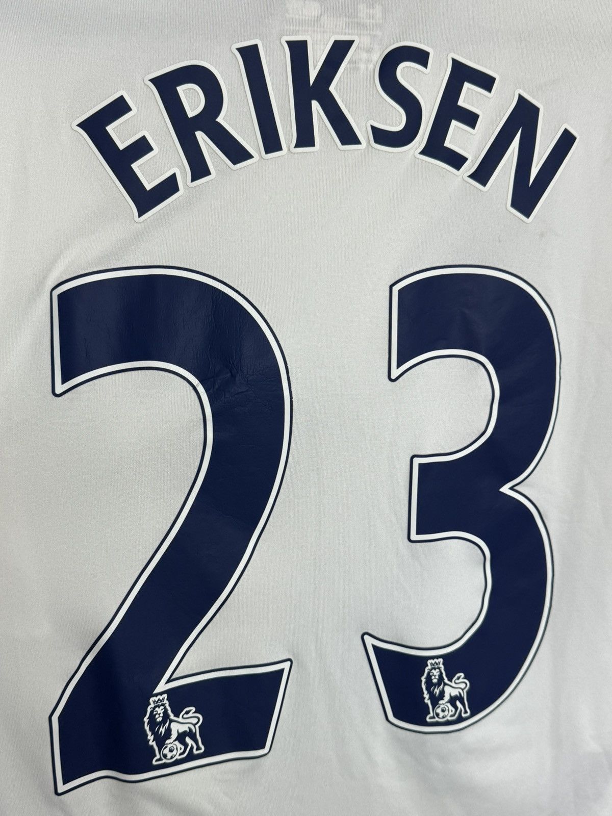 Under Armour Tottenham Hotspur 15/16 Home Eriksen Football Jersey Size US M / EU 48-50 / 2 - 3 Thumbnail