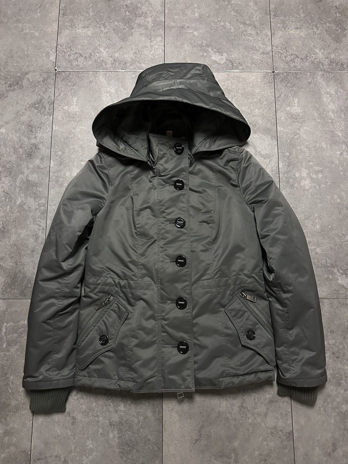 Burberry Jacke Burberry Brit Size M / US 6-8 / IT 42-44 - 1 Thumbnail