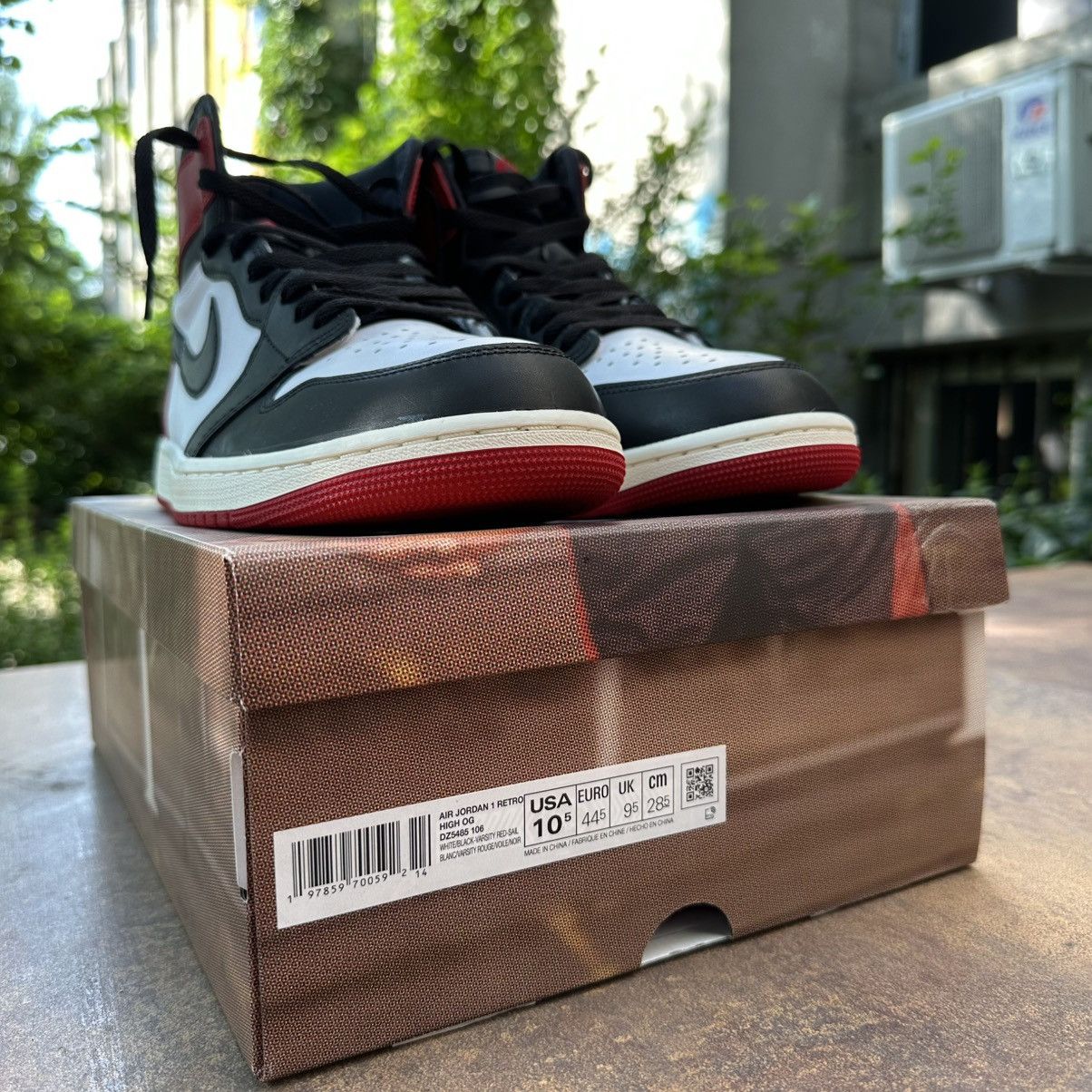 Jordan Brand × Nike Nike Air Jordan Retro 1 High Black Toe Reimagined Size US 10.5 / EU 43-44 - 5 Thumbnail