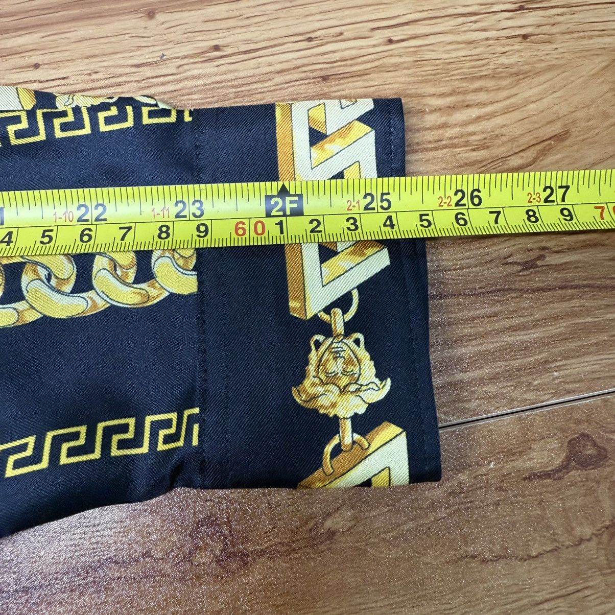 Versace €1580 Versace NWT Men’s Silk Medusa Chains Shirt Size 48 (M) Size US M / EU 48-50 / 2 - 12 Thumbnail