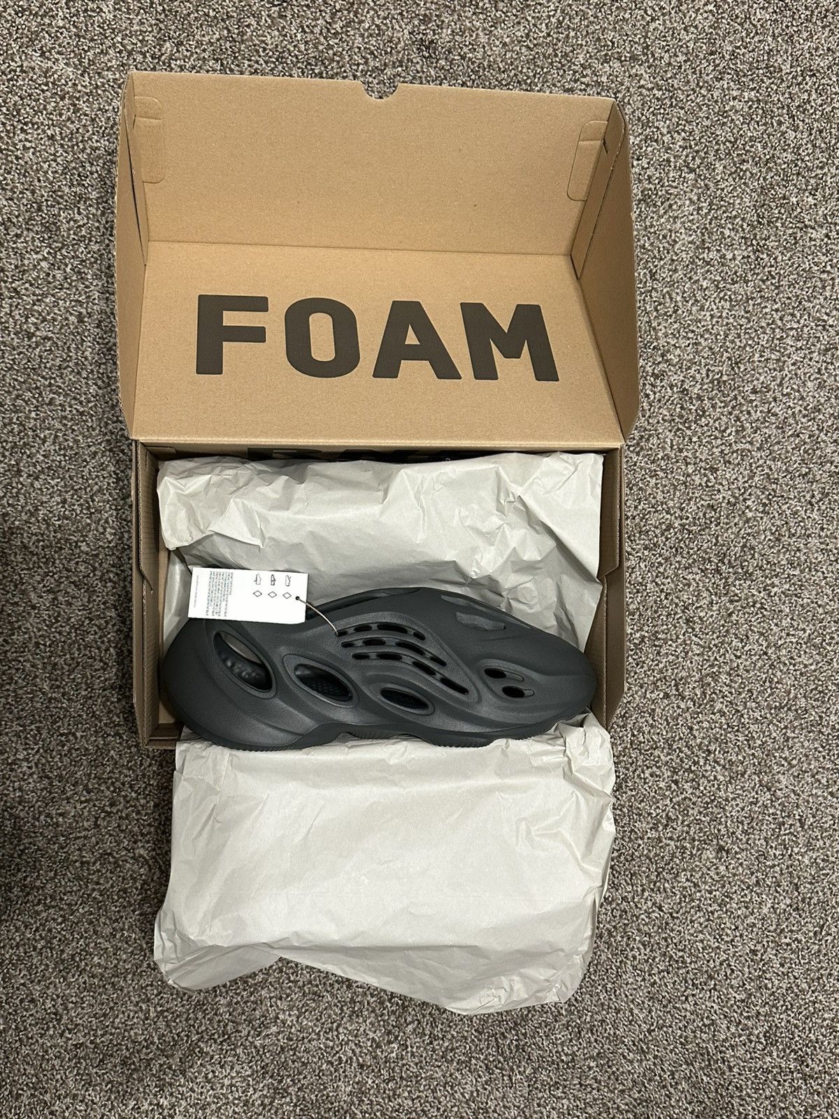 Adidas × Yeezy ADIDAS YEEZY FOAM RNR SIZE 12 Size US 12 / EU 45 - 13 Thumbnail