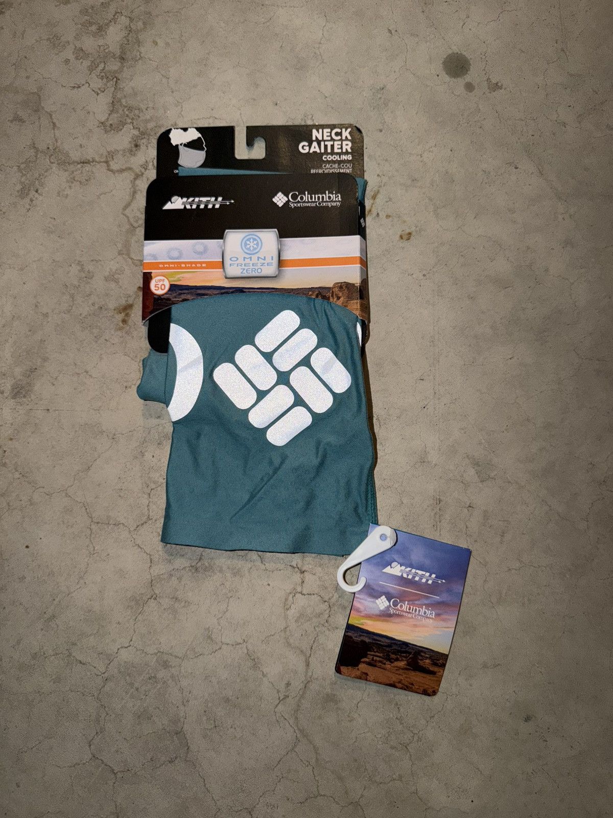 Columbia × Kith NWT Kith x Columbia Omni-Freeze Zero Neck Gaiter Teal 2018 Size ONE SIZE - 1 Thumbnail