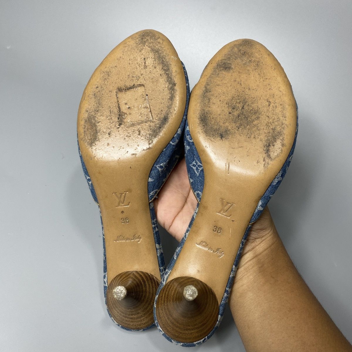 Louis Vuitton Blue Denim Flower Heels Size US 8 / IT 38 - 7 Thumbnail