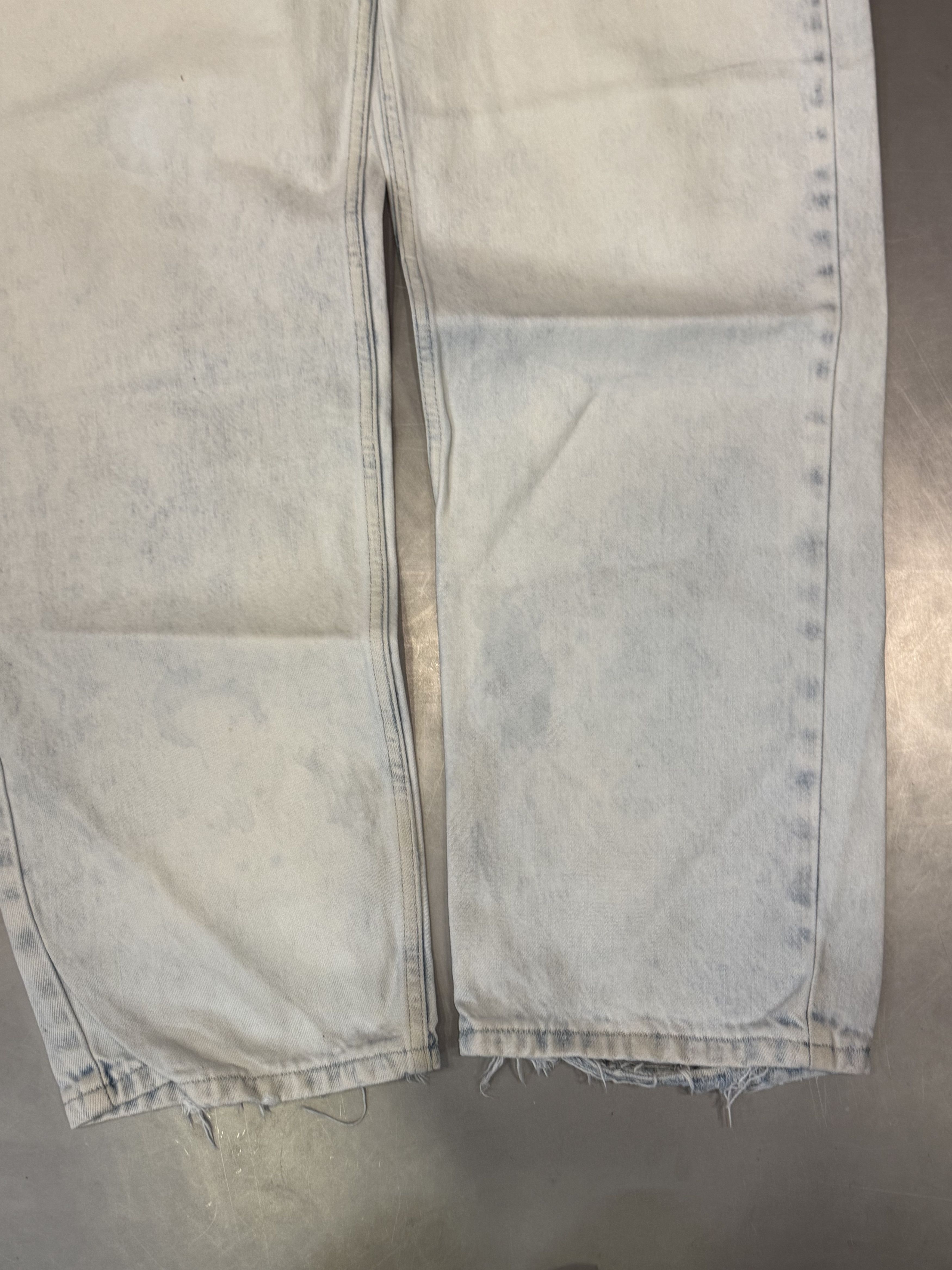 Levi's Y2K washed and faded Levi's Silver Tab baggy denim Size US 32 / EU 48 - 4 Thumbnail