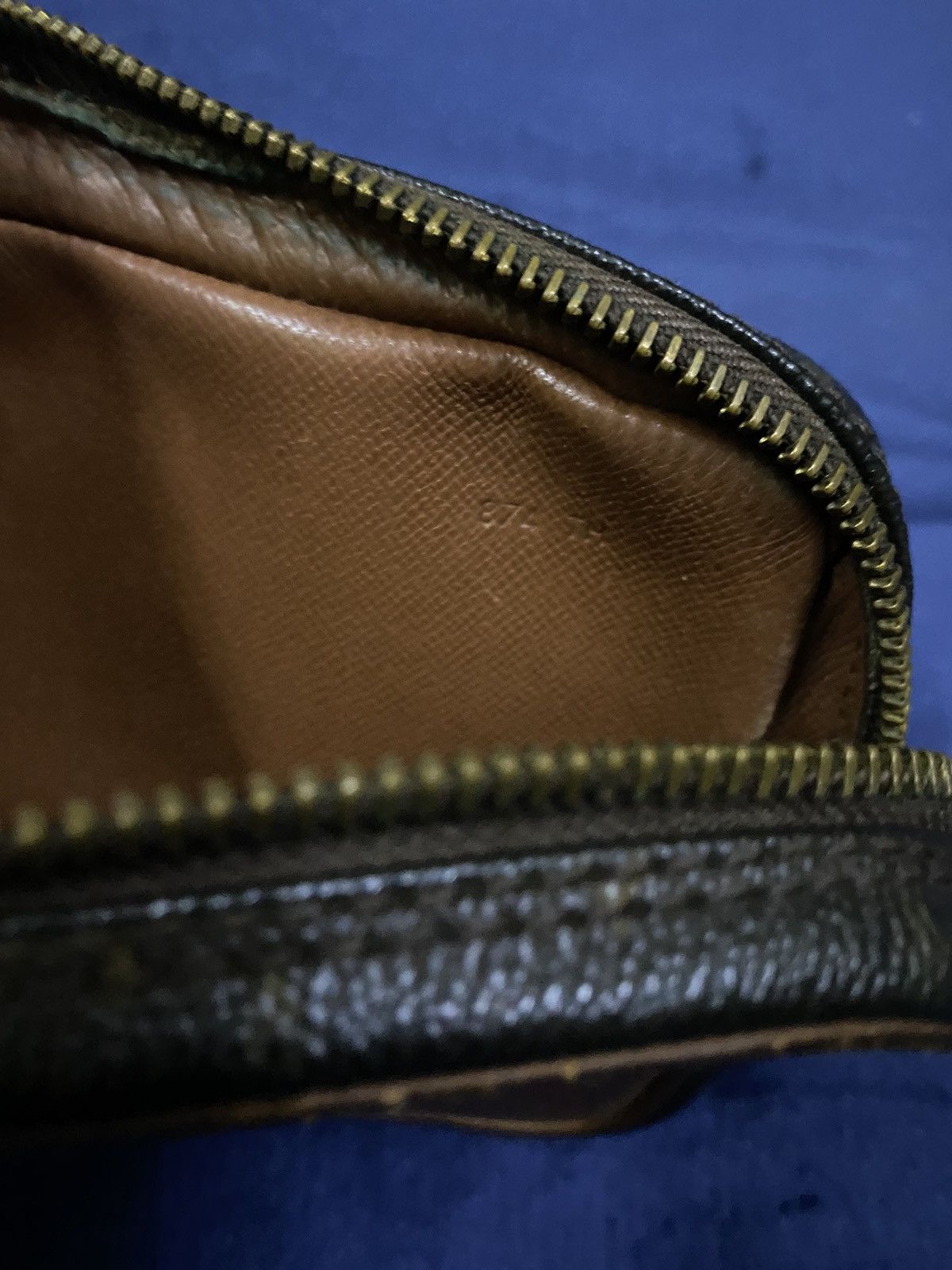 Louis Vuitton × Vintage Vintage Authentic Louis Vuitton Clutch Bag Size ONE SIZE - 10 Thumbnail