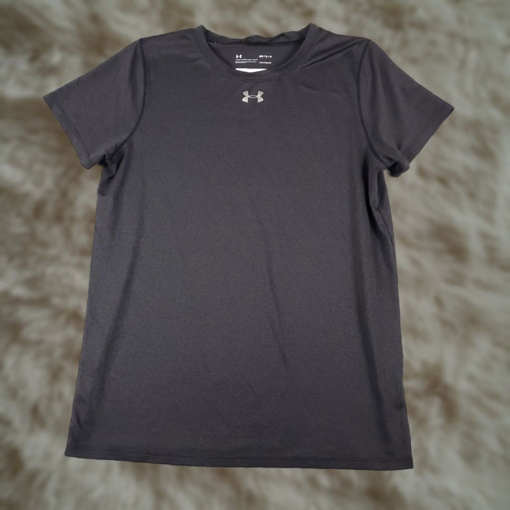 Under Armour Under Armour T Shirt Womens Medium Gray Short Sleeve Crew Neck Pullover Logo Basic Modern All Seasons Size M / US 6-8 / IT 42-44 - 1 Thumbnail
