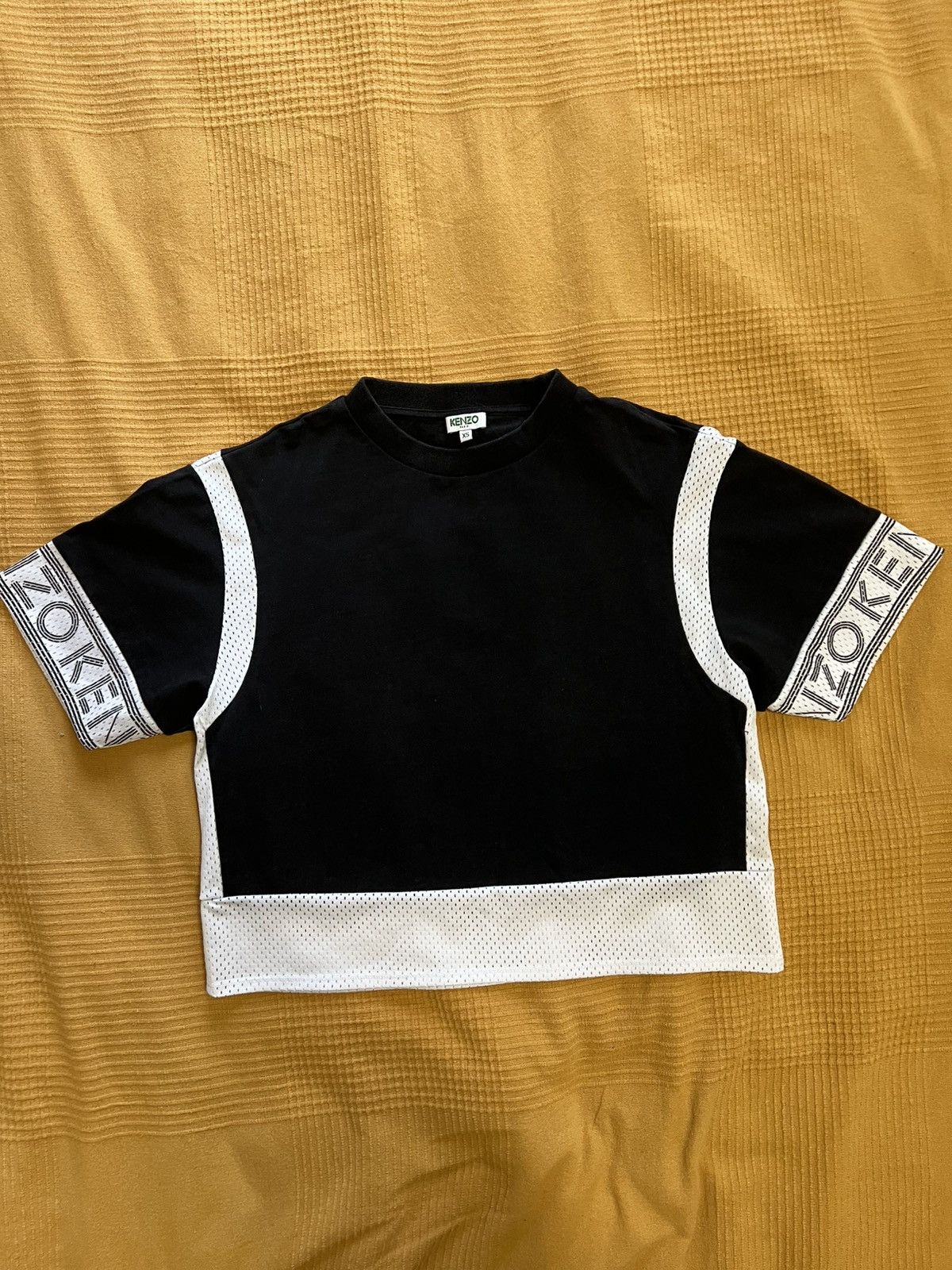 Kenzo Kenzo Black and White Mix Mesh Boxy Crop T-Shirt Size XS / US 0-2 / IT 36-38 - 1 Thumbnail