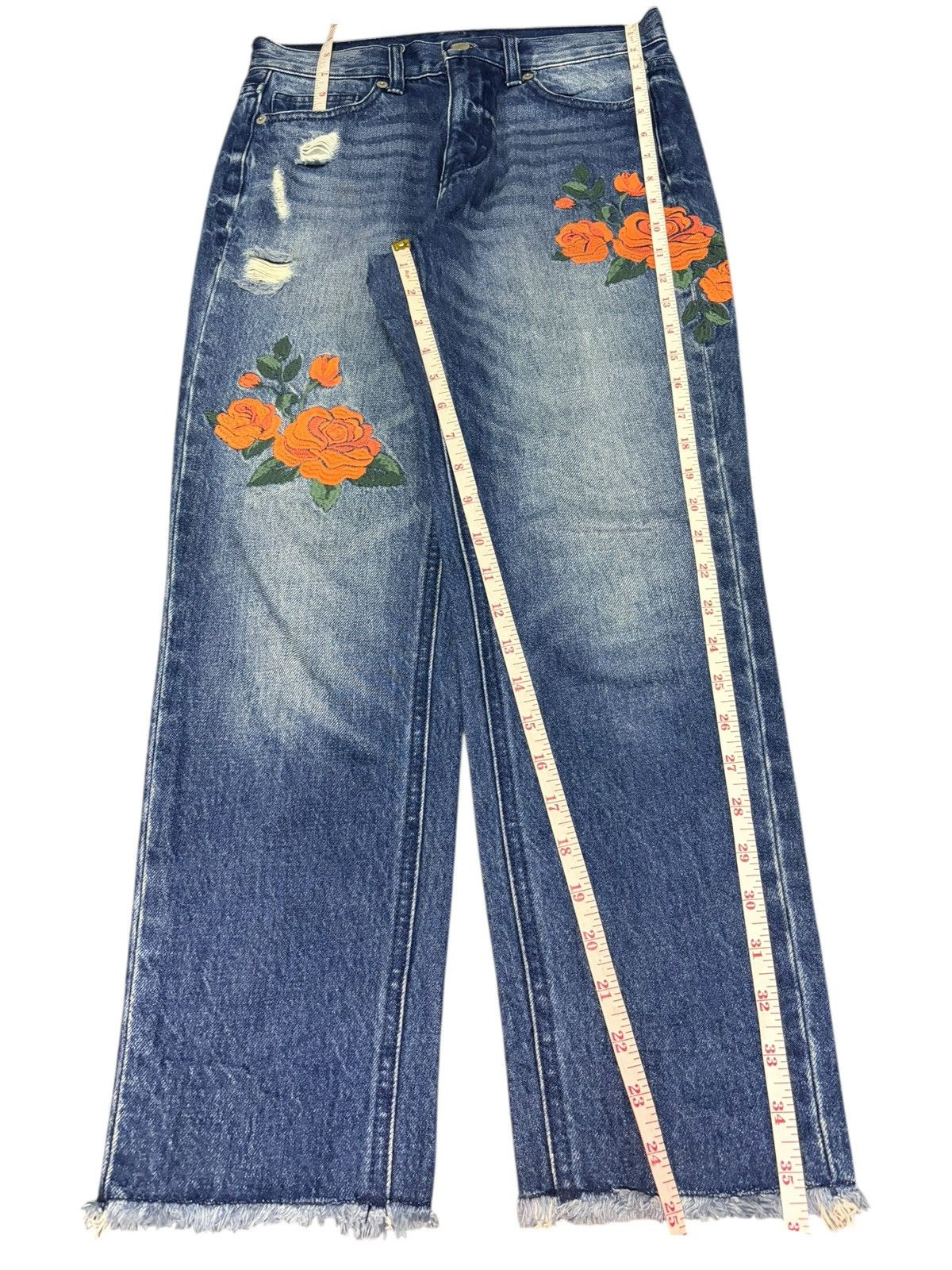 GU Vintage GU Embroidery Faded Wash Distressed Jeans Size 28" / US 6 / IT 42 - 7 Thumbnail