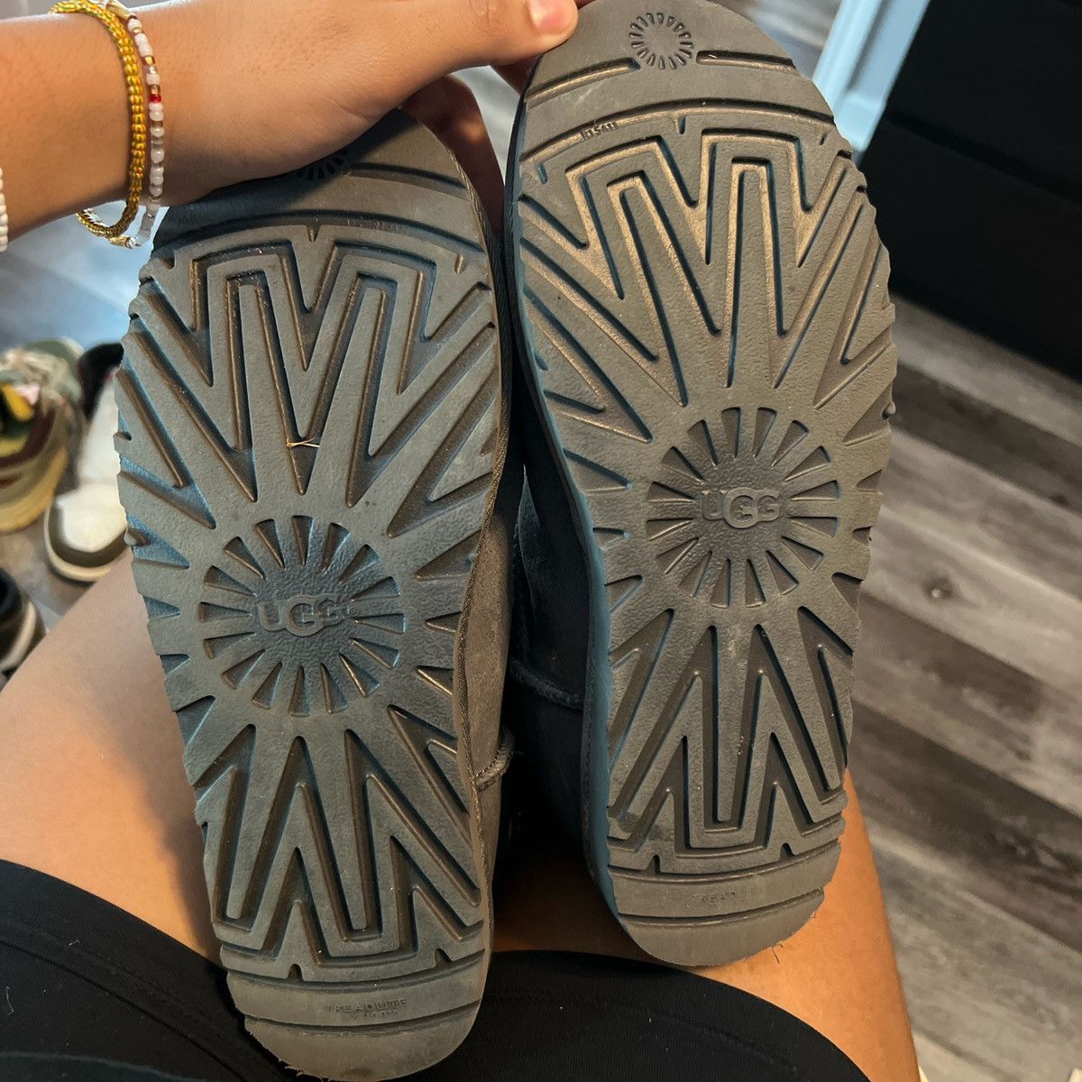 Ugg Grey Uggs w bow Size US 11 / IT 41 - 5 Thumbnail