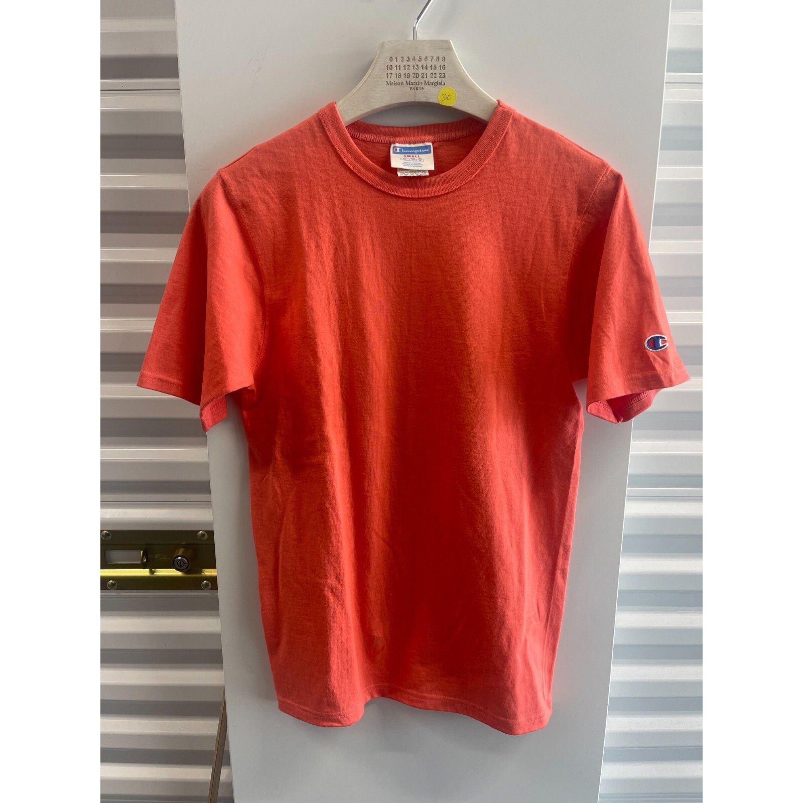 Champion VTG Y2K 90S CHAMPION CREW T-SHIRT PEACH SALMON ORANGE SZ SMA Size US S / EU 44-46 / 1 - 1 Thumbnail