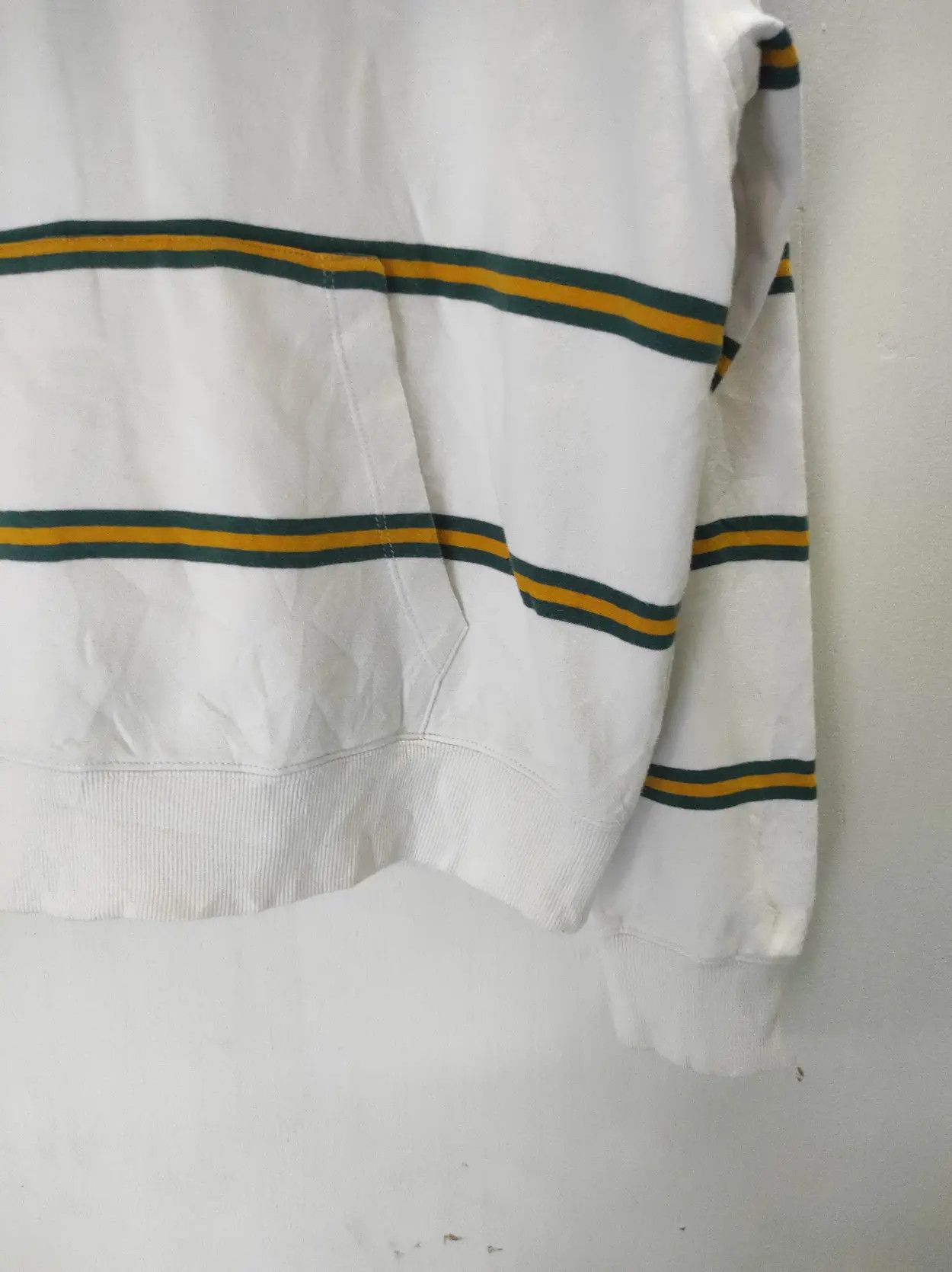Guess Vintage Guess Stripe fur hoodie ifsix LGB style Size US M / EU 48-50 / 2 - 6 Thumbnail