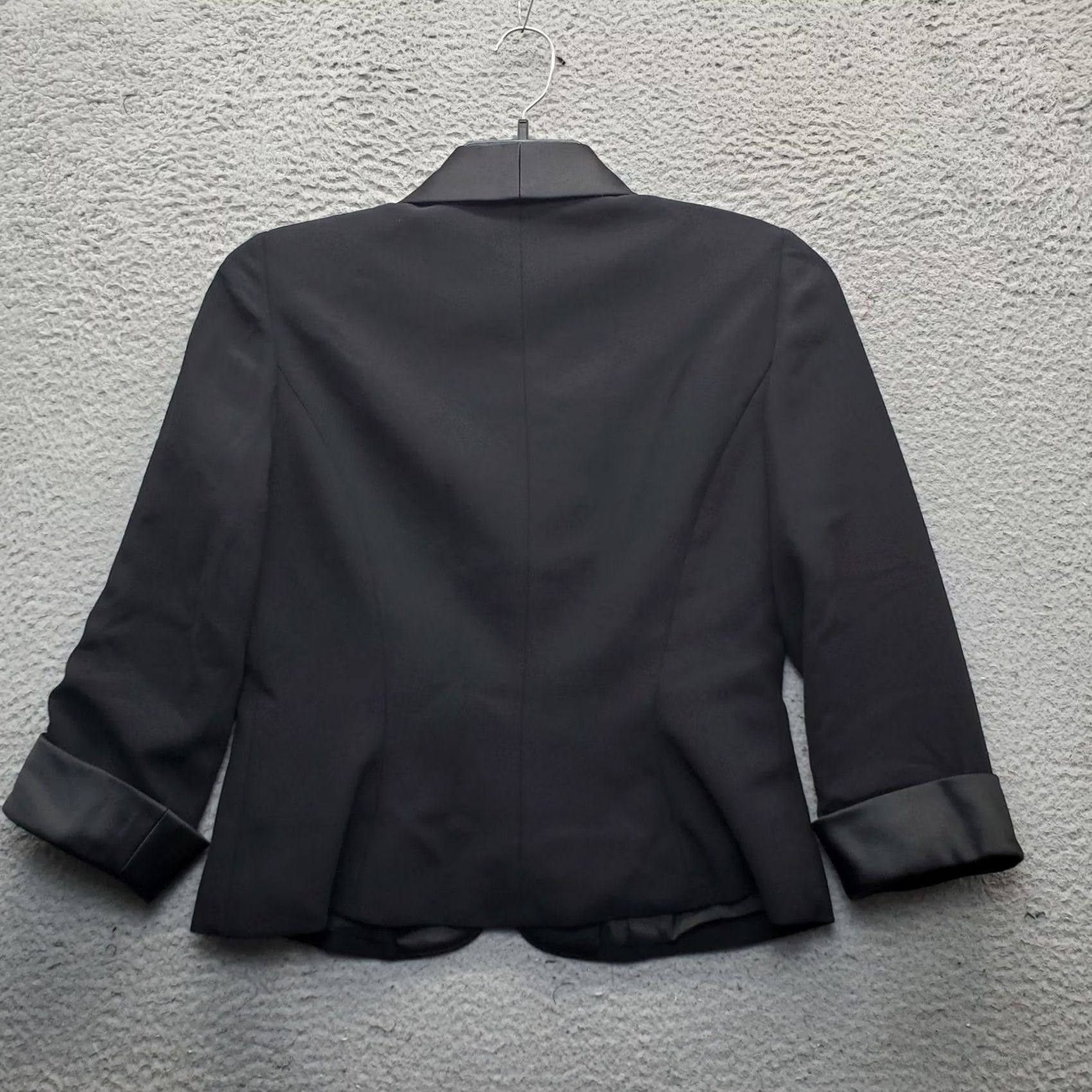 MAGGY LONDON Maggy London Blazer Womens Size 8 Black Delicate Beaded Embroidery Satin Shawl Lapel Blazer Size M / US 6-8 / IT 42-44 - 2 Thumbnail