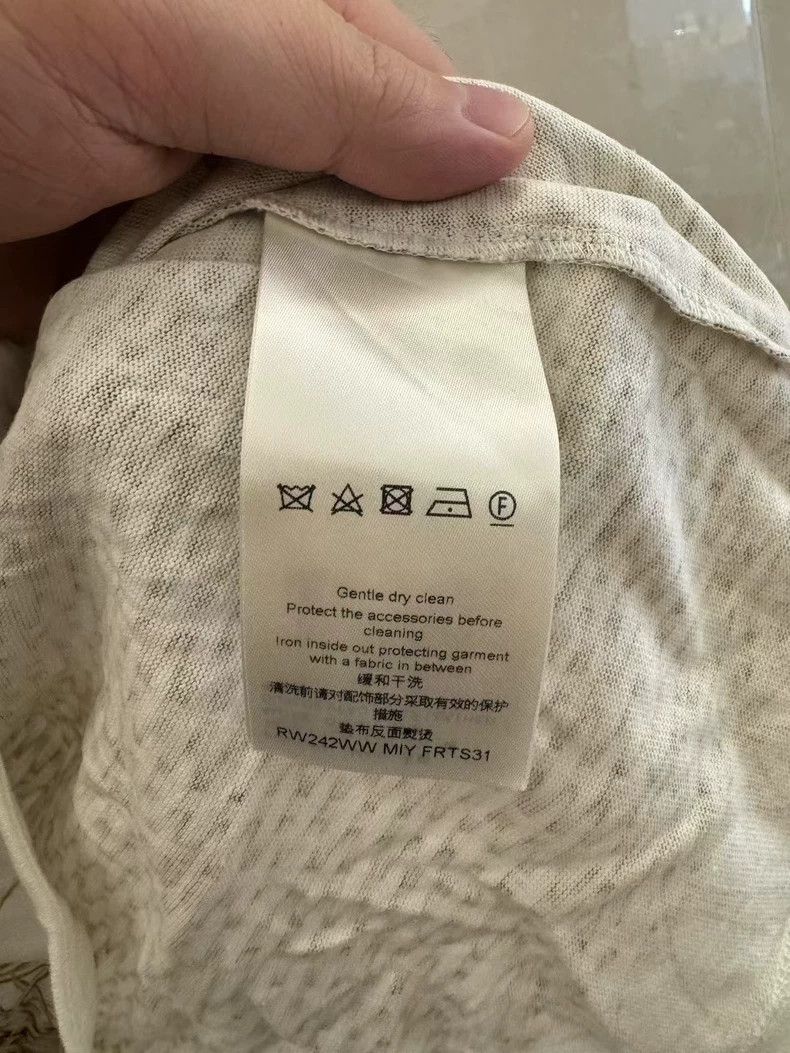 Louis Vuitton Louis Vuitton By the Pool Lafite Pattern Tie Round Neck Sh Size US S / EU 44-46 / 1 - 4 Thumbnail