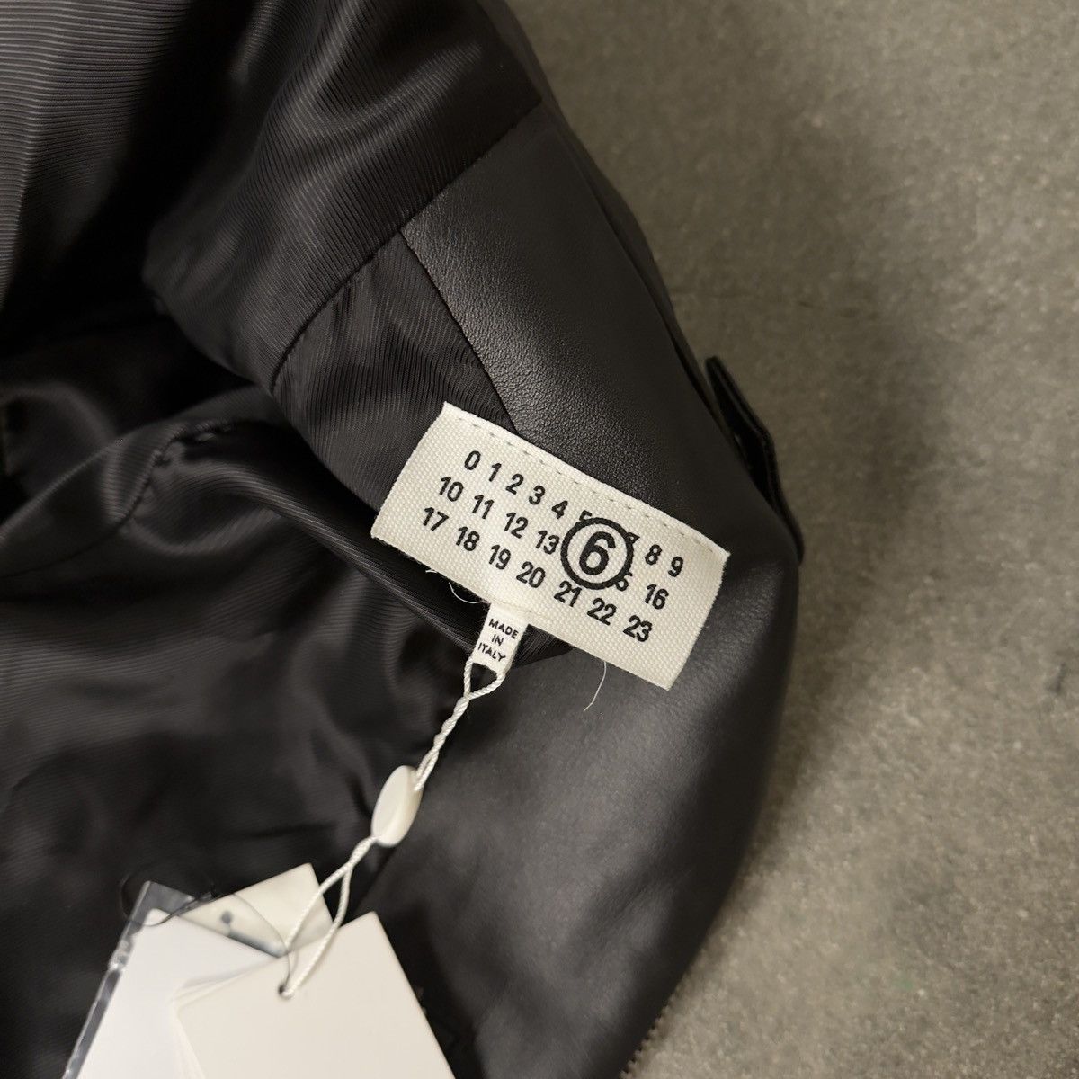 Maison Margiela Maison Margiela Cropped Leather Jacket IT 40 NWT Size S / US 4 / IT 40 - 3 Thumbnail