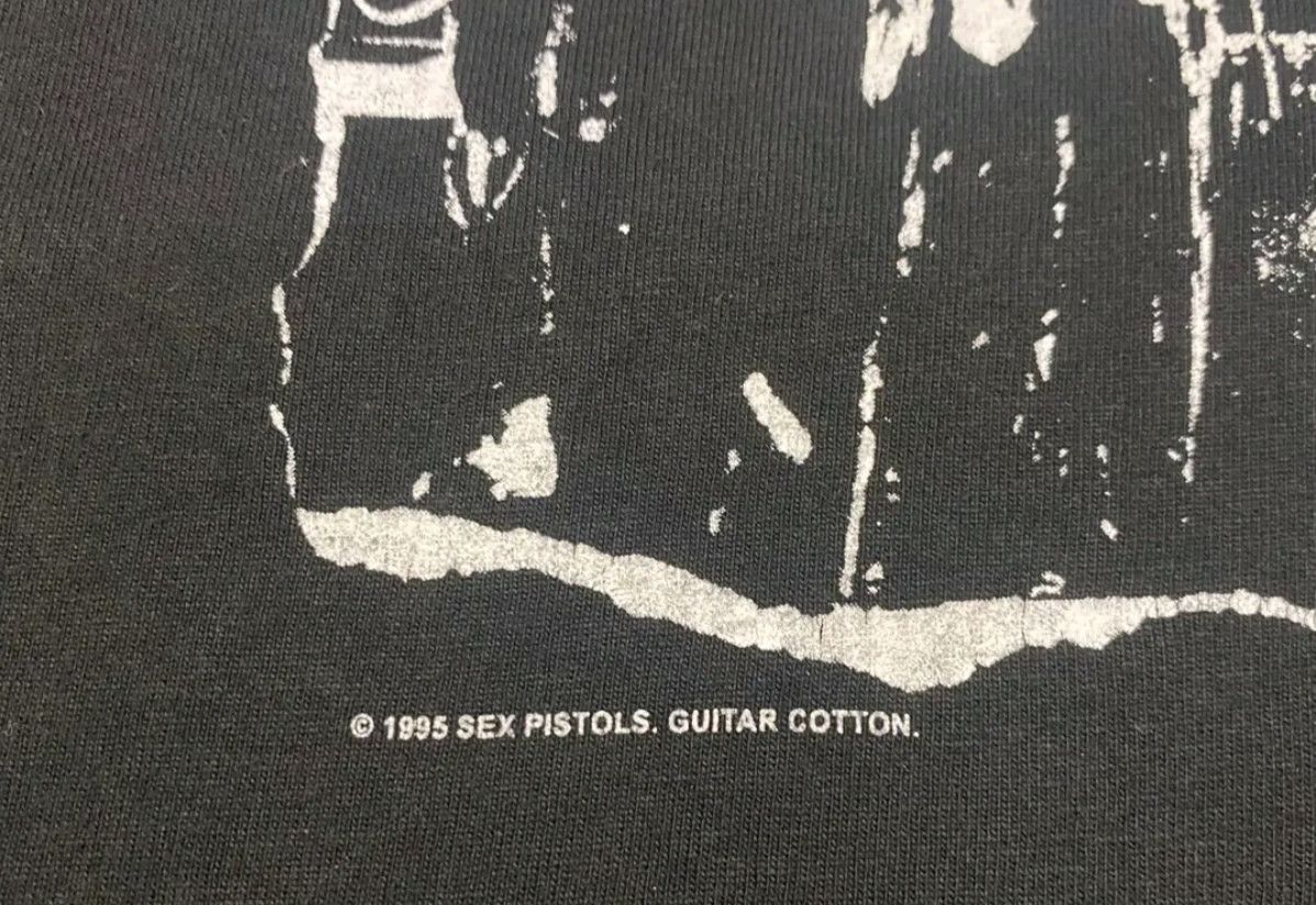 Band Tees Vintage 90s Sex Pistols Sid Vicious Punk Band Tshirt Size US M / EU 48-50 / 2 - 4 Thumbnail