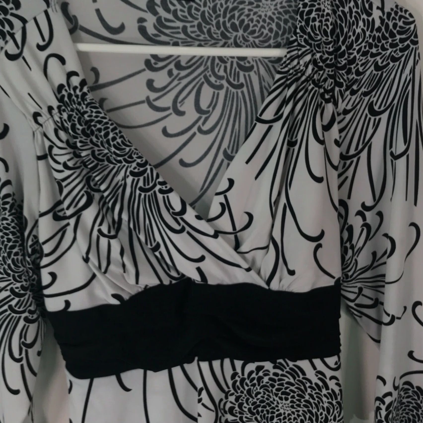 Vintage GTB Blouse Tunic Floral White Wrap Wrap Blouse Long Sleeves Tie V-Neck Size M Womens Vintage No Size M / US 6-8 / IT 42-44 - 3 Thumbnail