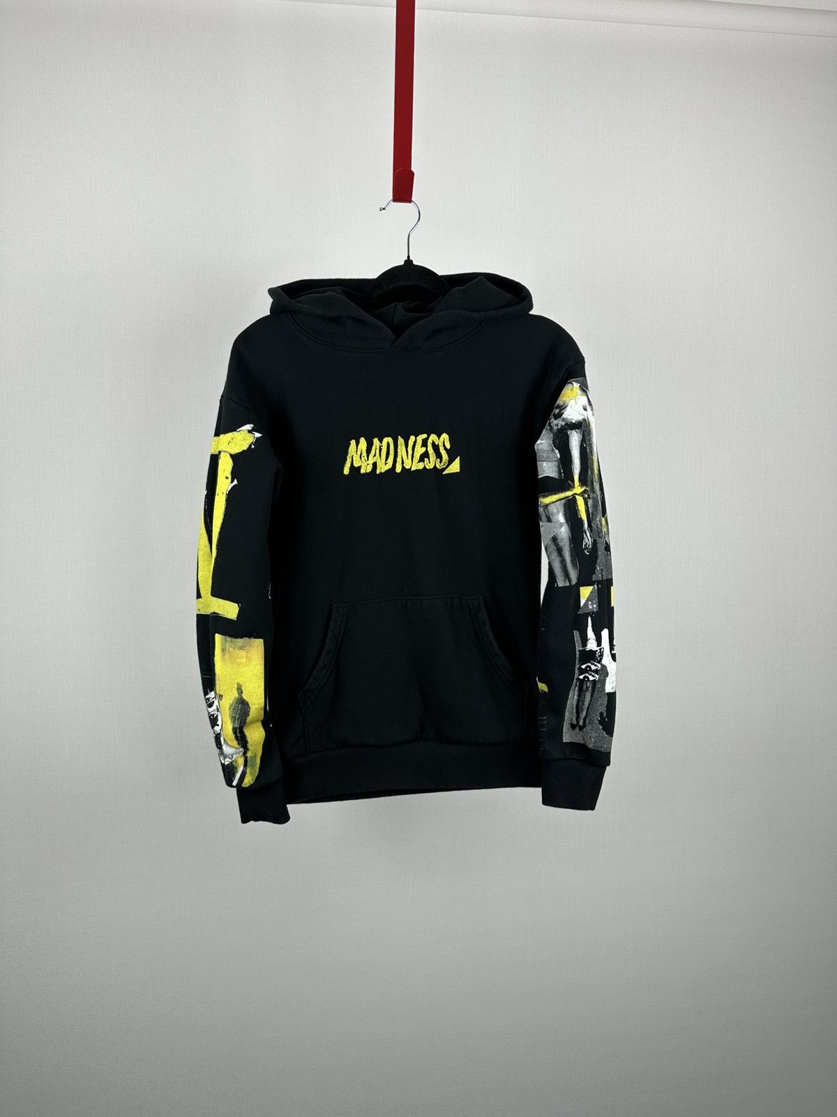 XO NWT2020 THE WEEKND MADNESS XO Collage Logo Pullover Black Size US S / EU 44-46 / 1 - 12 Thumbnail
