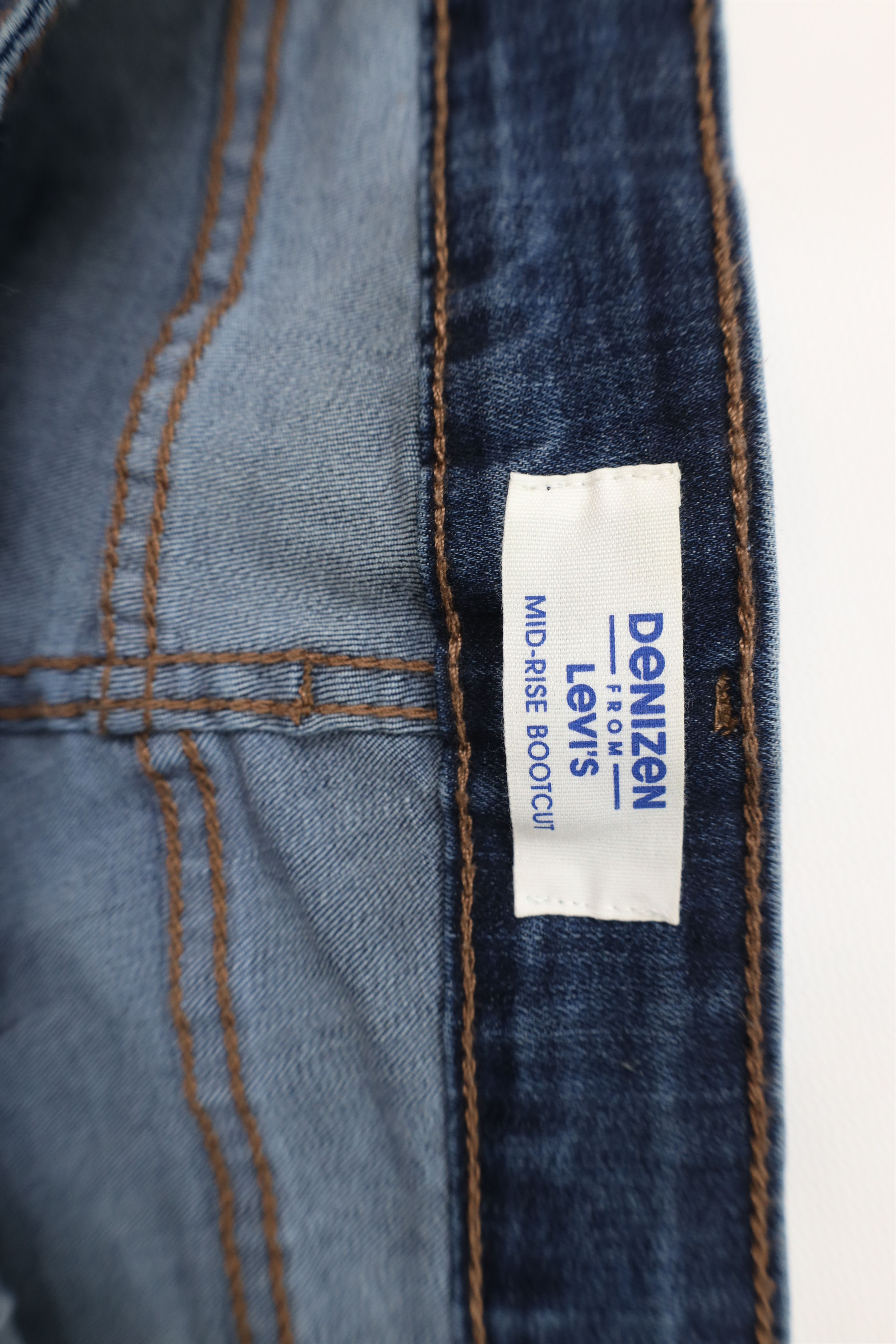 Levi's Vintage Y2K Levis Stretch Mid Rise Bootcut Denim Jeans Blue Size 38" / US 16 / IT 52 - 7 Thumbnail