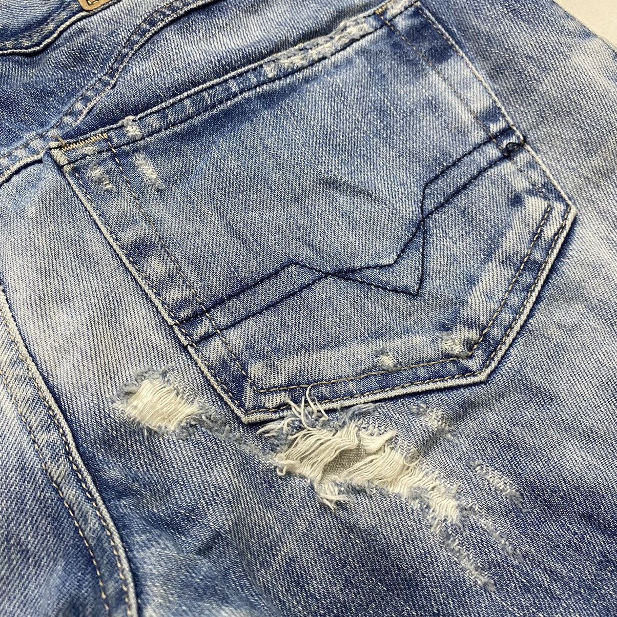 Diesel DIESEL INDUSTRY SKINNY DISTRESSED DENIM Size 30" / US 8 / IT 44 - 11 Thumbnail