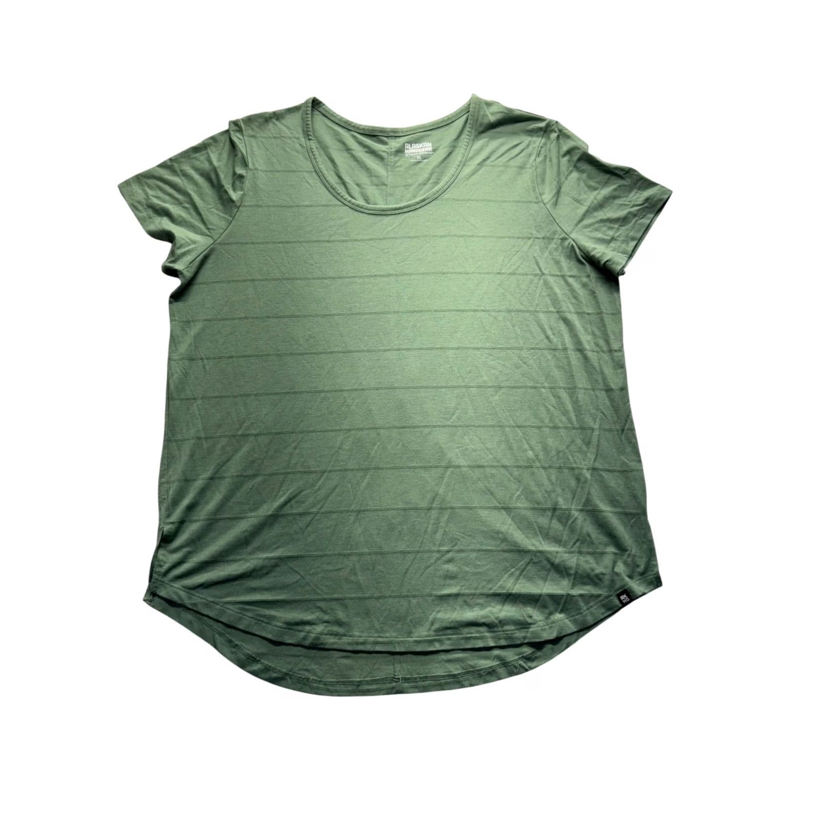 CO VINTAGE Women’s Alaskan Hardwear by Duluth Trading Co T-Shirt XL Green Striped Pattern Womens (Like New) Size XL / US 12-14 / IT 48-50 - 2 Thumbnail