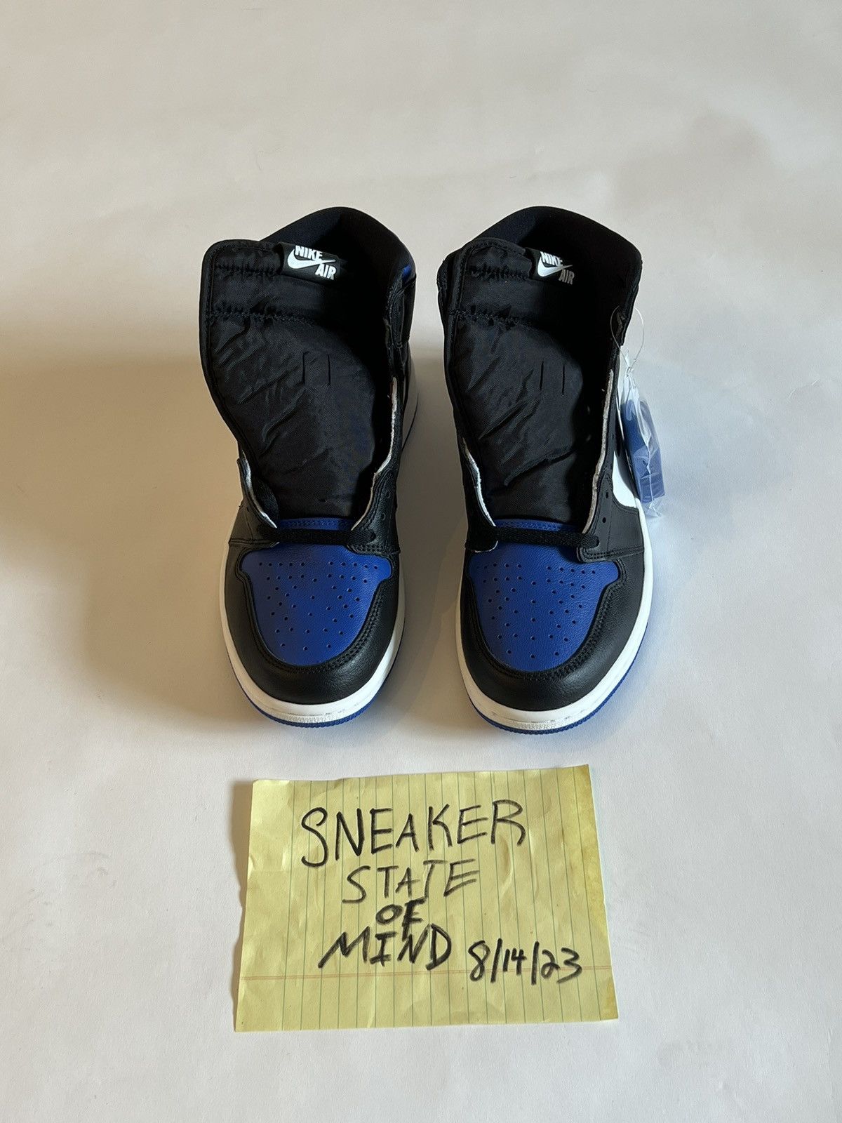 Jordan Brand × Nike BRAND NEW AIR JORDAN 1 RETRO HIGH OG “ROYAL TOE” SIZE: 11 Size US 11 / EU 44 - 4 Thumbnail