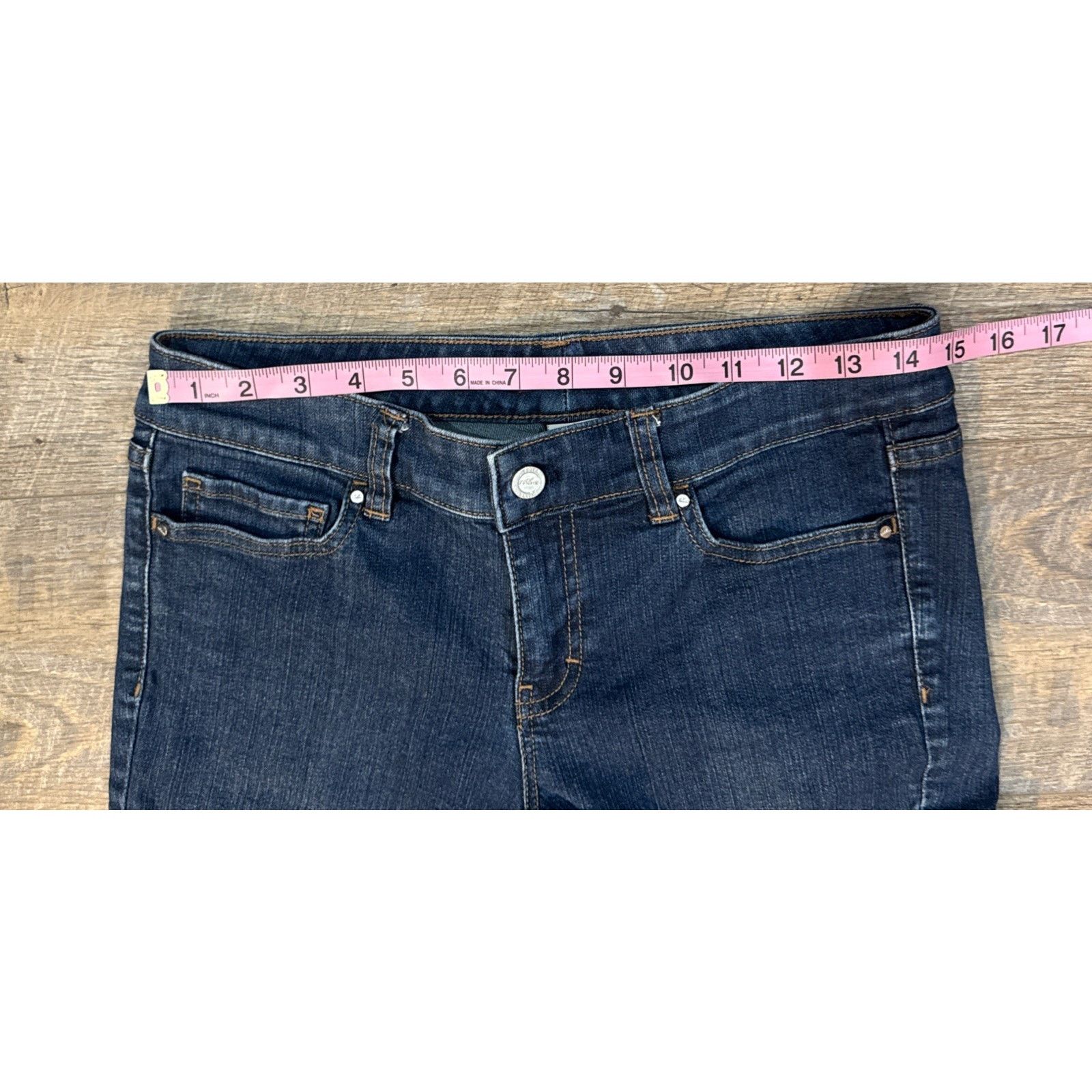 White House Black Market White HouseJeans Size 4 Denim Flair Cropped Jean Size 27" / US 4 / IT 40 - 3 Thumbnail