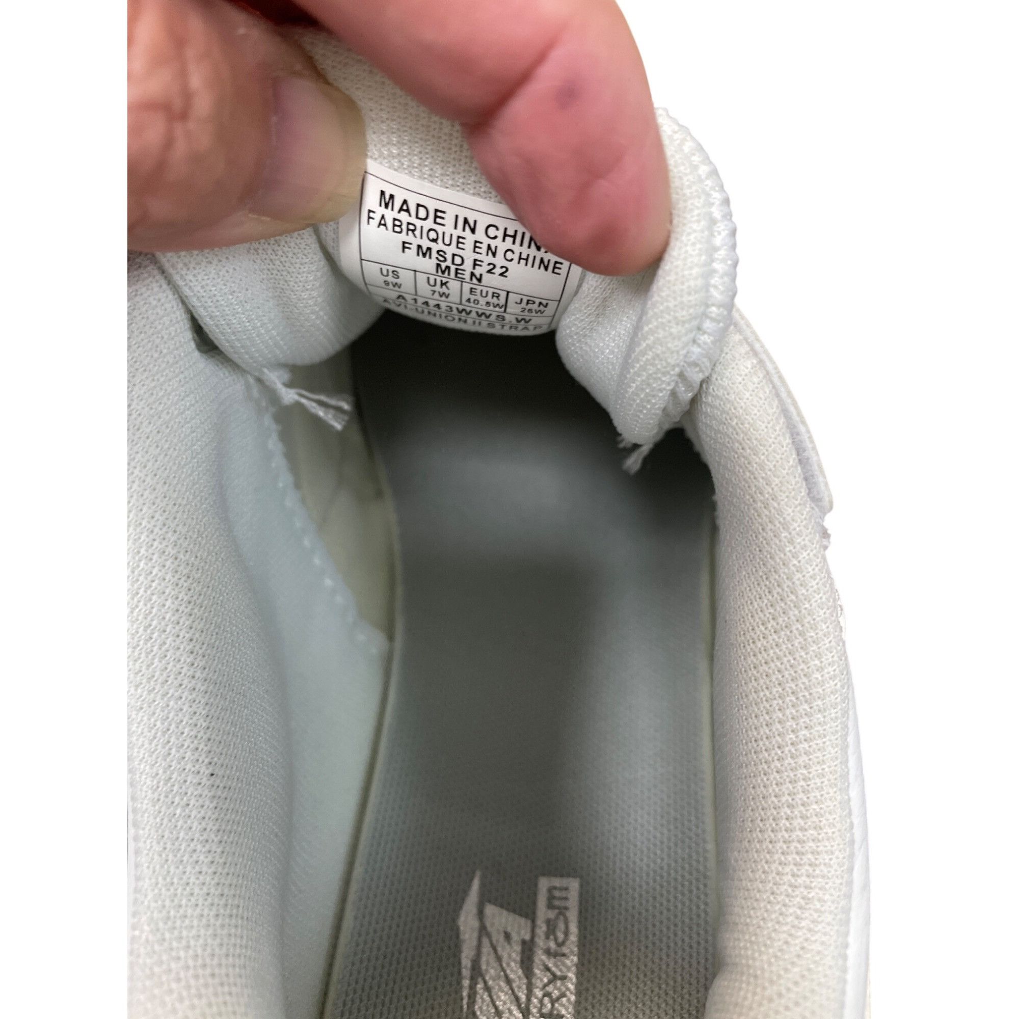 Avia Avia Avi Union II Strap Memory Foam Mens White Walking Sneak Size US 9 / EU 42 - 7 Thumbnail