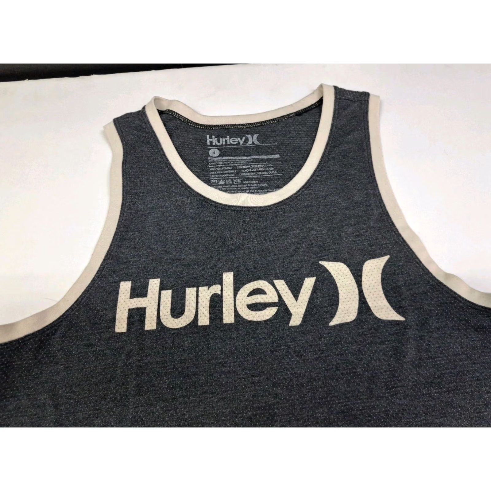 Hurley Hurley Men's Tank Top Heather Grey Small Cotton Blend Logo Breathable Quick Dry All Seasons Surfer Beach Streetwear T-Shirt Sleeveless Round Neck Mens Size US S / EU 44-46 / 1 - 2 Thumbnail