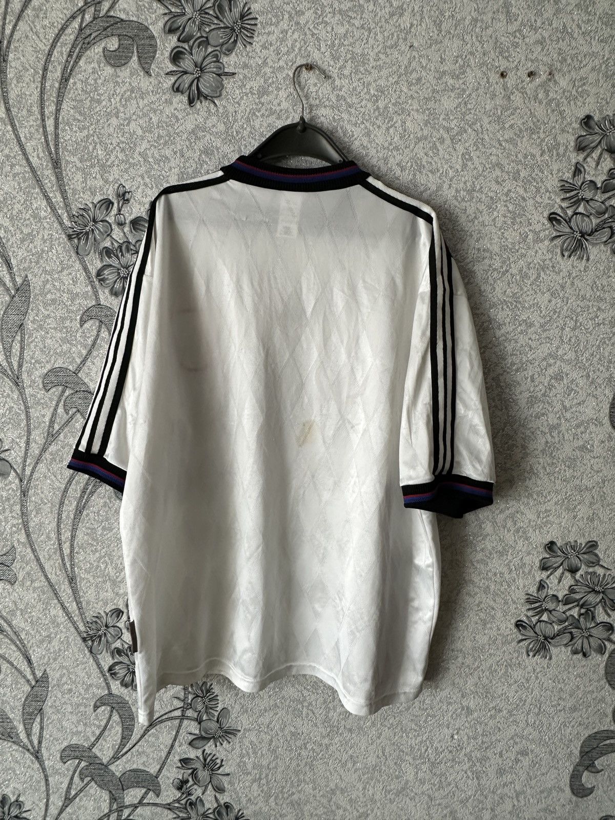 Adidas BAYERN MUNICH 1995 AWAY FOOTBALL SHIRT SOCCER JERSEY ADIDAS Size US XXL / EU 58 / 5 - 7 Thumbnail