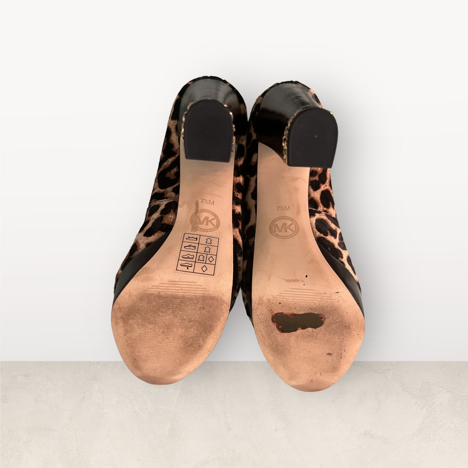 Michael Kors Michael Kors Calf Hair Platform Gold Chain Around Heel 7.5 Size US 7.5 / IT 37.5 - 9 Thumbnail