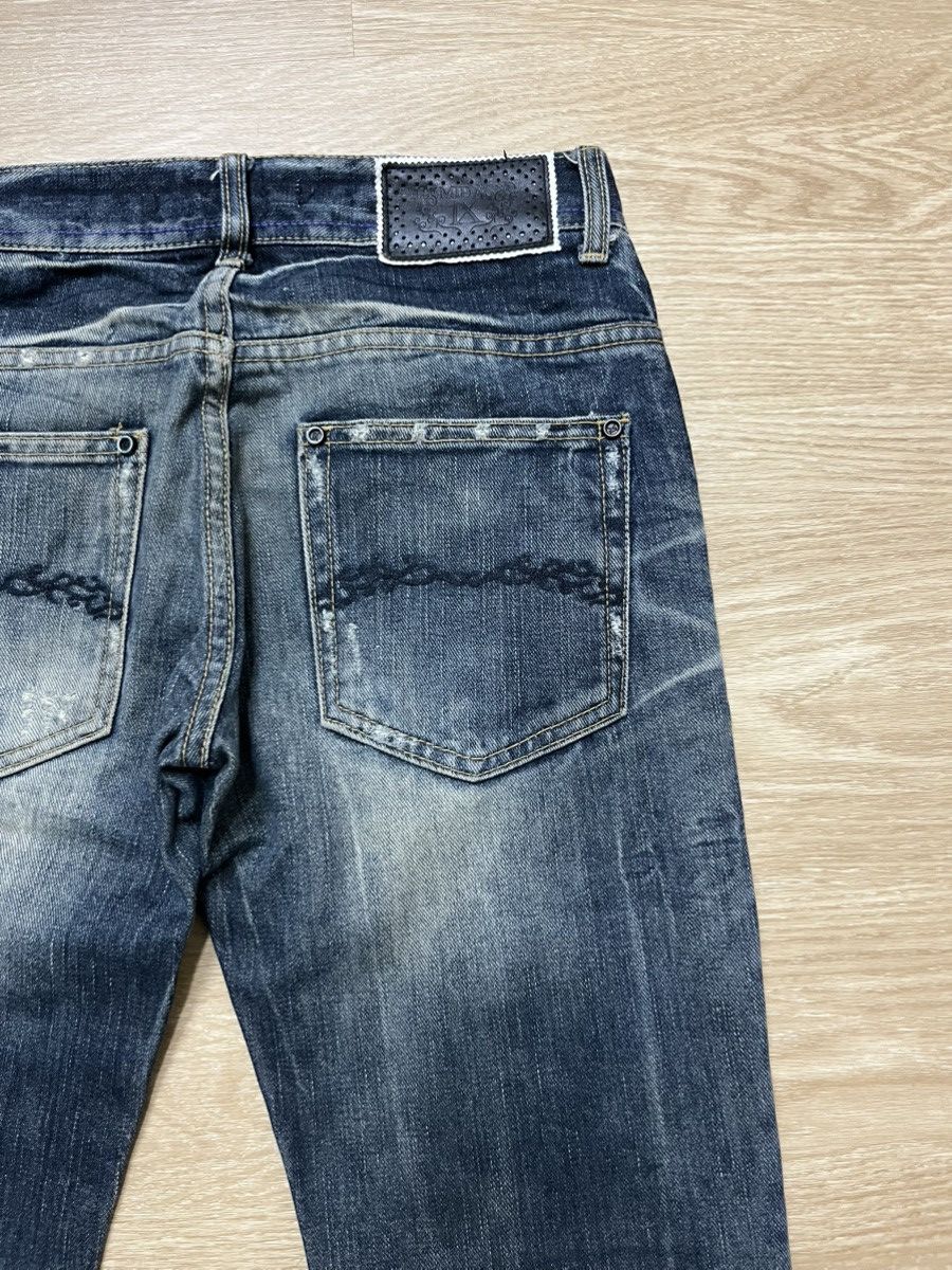 Tornado Mart MIDAS Distressed Faded Dark Blue Flare Jeans Size US 28 / EU 44 - 11 Thumbnail