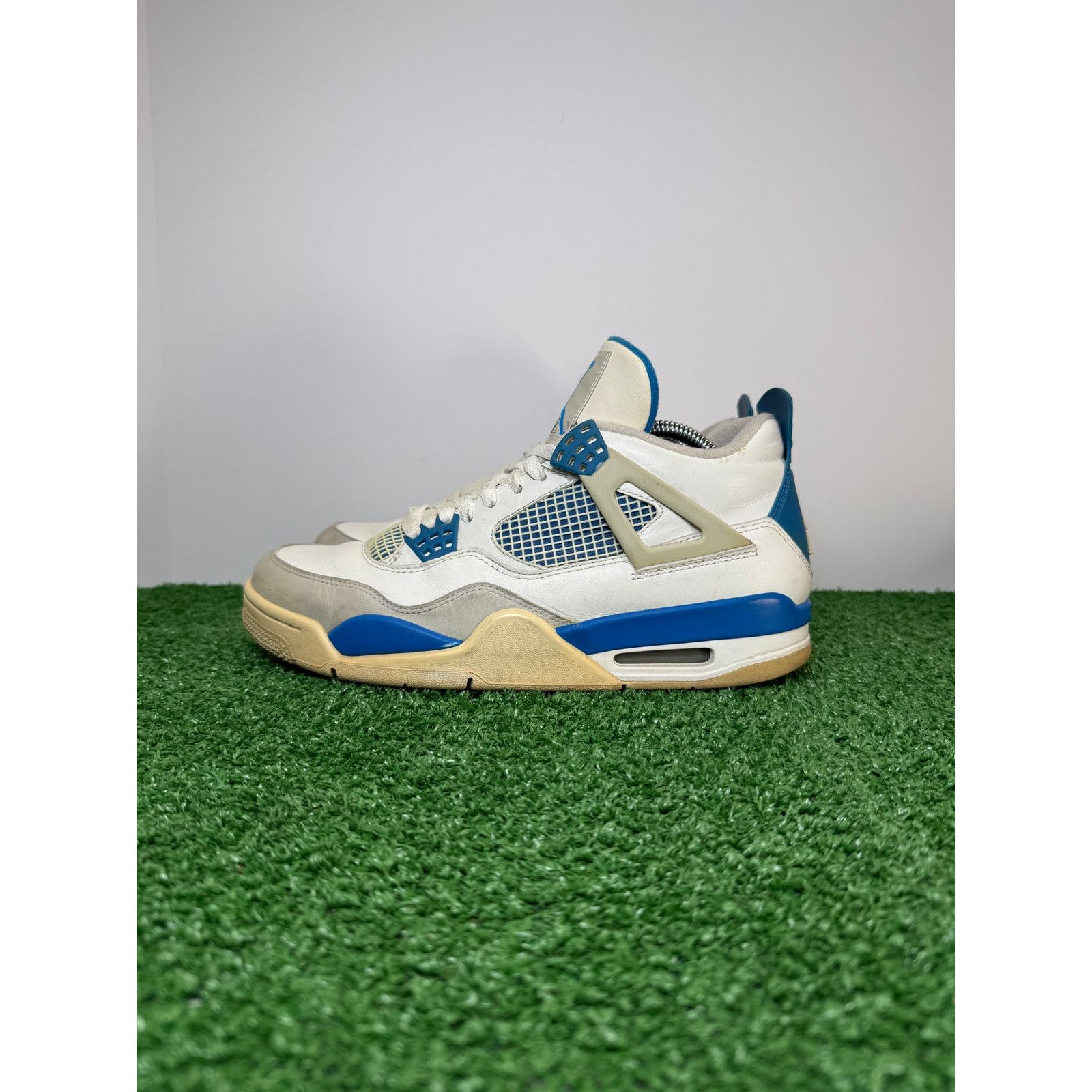 Nike Air Jordan 4 Retro \
