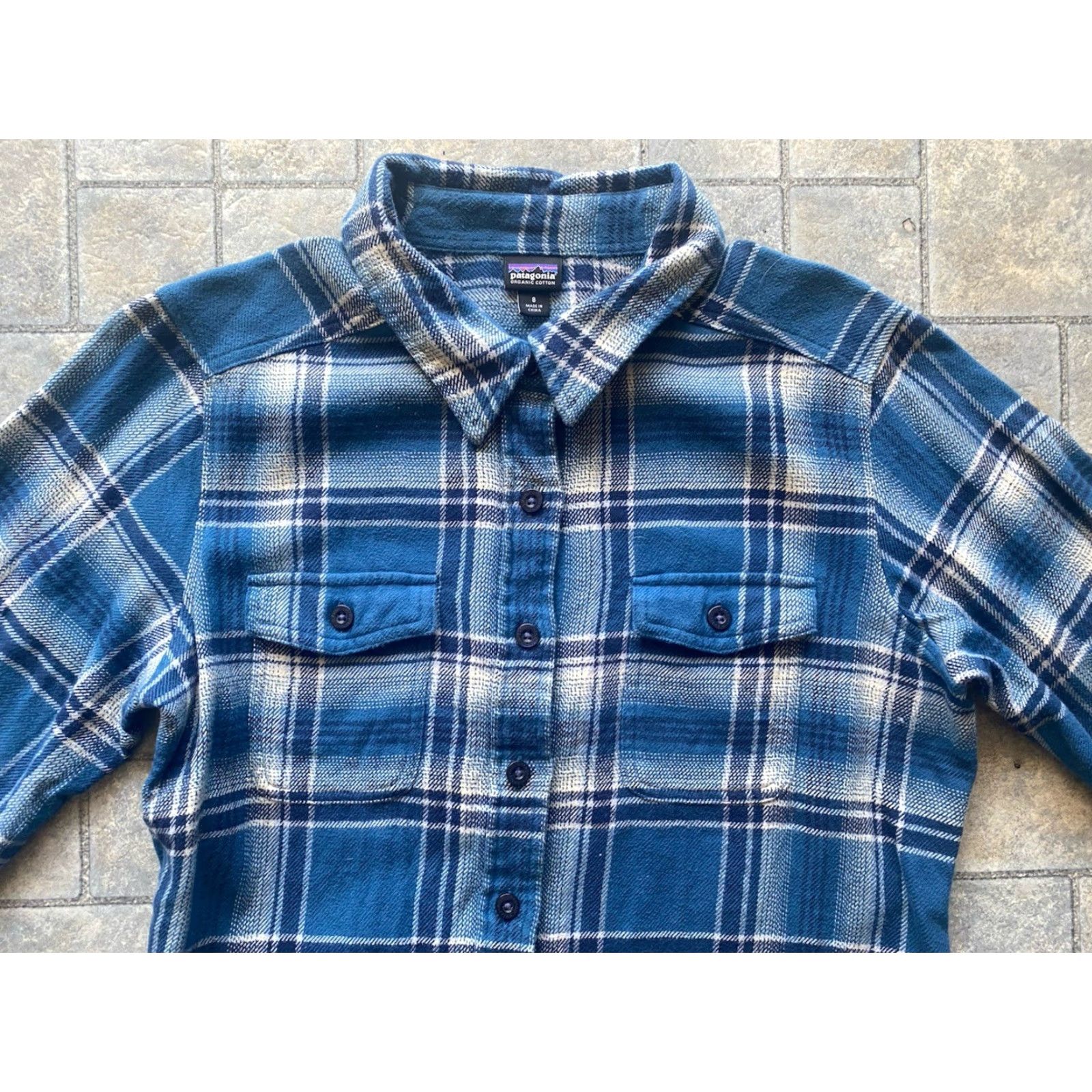 Patagonia Patagonia Flannel Shirt Women’s Size 8 Blue Plaid Organic Cotton Button-Up Long Sleeve Vintage? Size M / US 6-8 / IT 42-44 - 6 Thumbnail