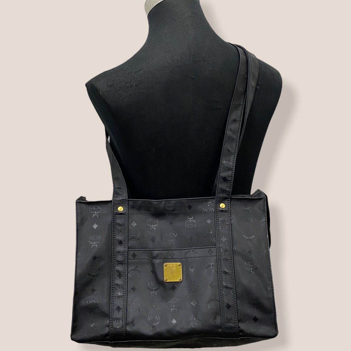 MCM ‼️LASTDROP‼️ VINTAGE MCM BLACK VISETOS NYLON LONG SHOULDER BAG Size ONE SIZE - 1 Thumbnail
