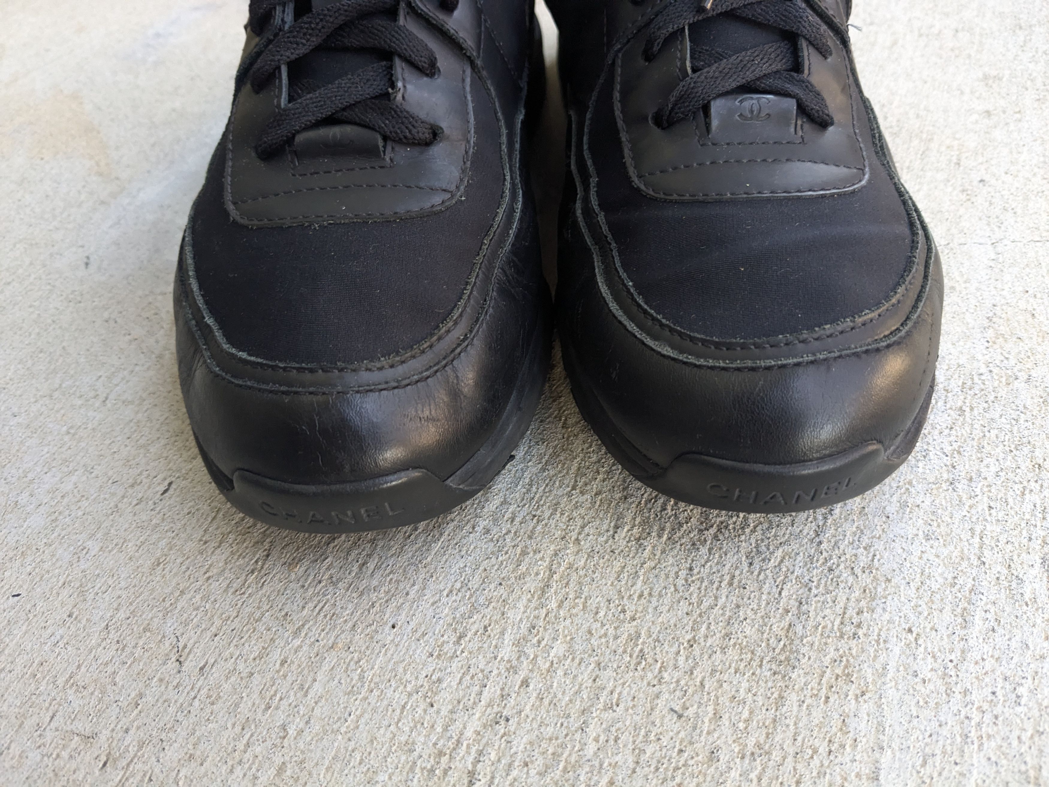 Chanel Chanel CC Logo Runners Sneakers Black 10 43 Leather Size US 10 / EU 43 - 2 Thumbnail