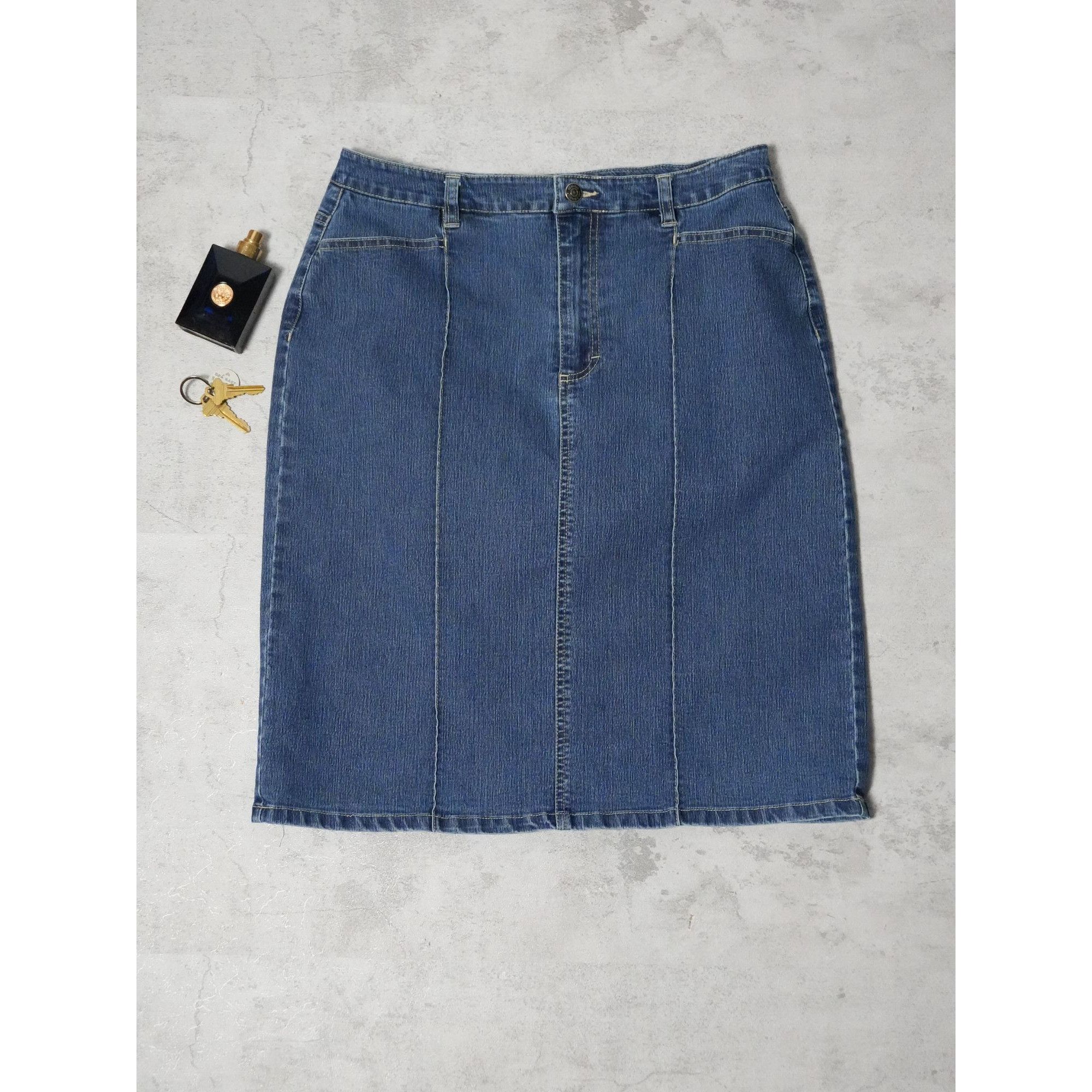 Gloria Vanderbilt Y2k Gloria Vanderbilt Dark Wash Denim Skirt Size 32" / US 10 / IT 46 - 1 Thumbnail