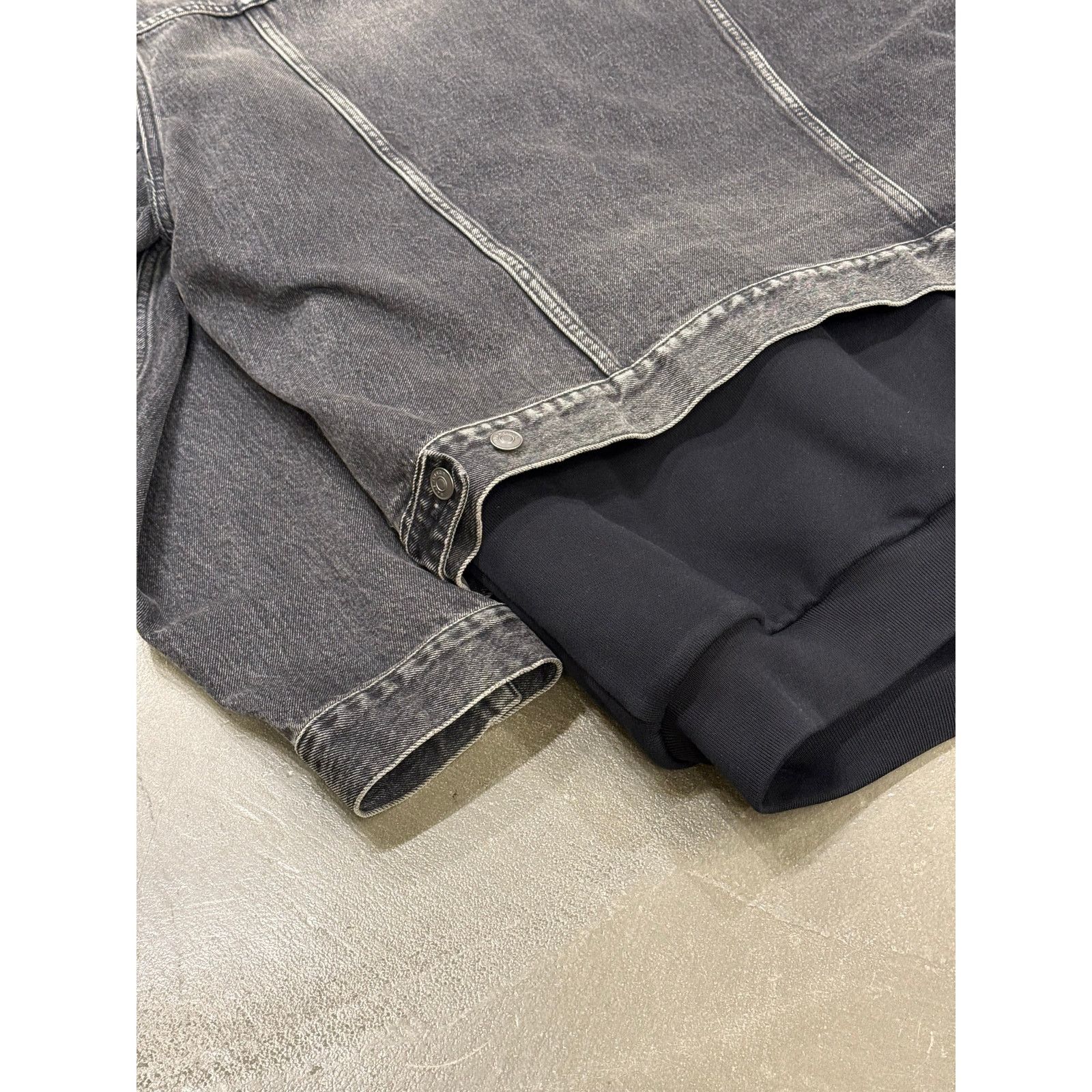 Balenciaga 2018 Balenciaga double layer hybrid denim jacket Size US S / EU 44-46 / 1 - 6 Thumbnail