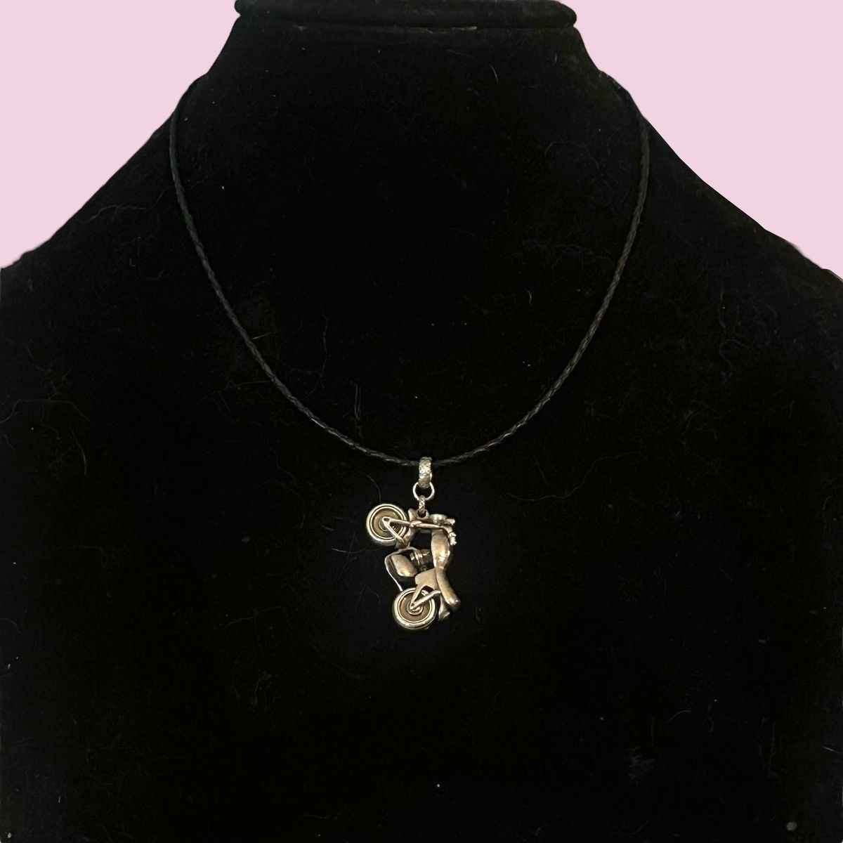 Other Unisex motorcycle pendant cord necklace Size ONE SIZE - 1 Thumbnail