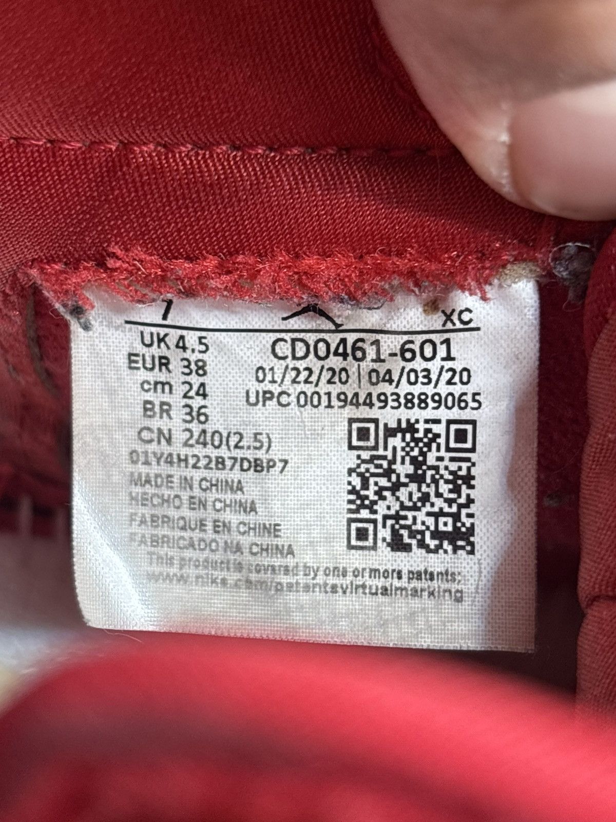 Jordan Brand Air Jordan 1 high satin snake Chicago Size US 7 / IT 37 - 6 Thumbnail