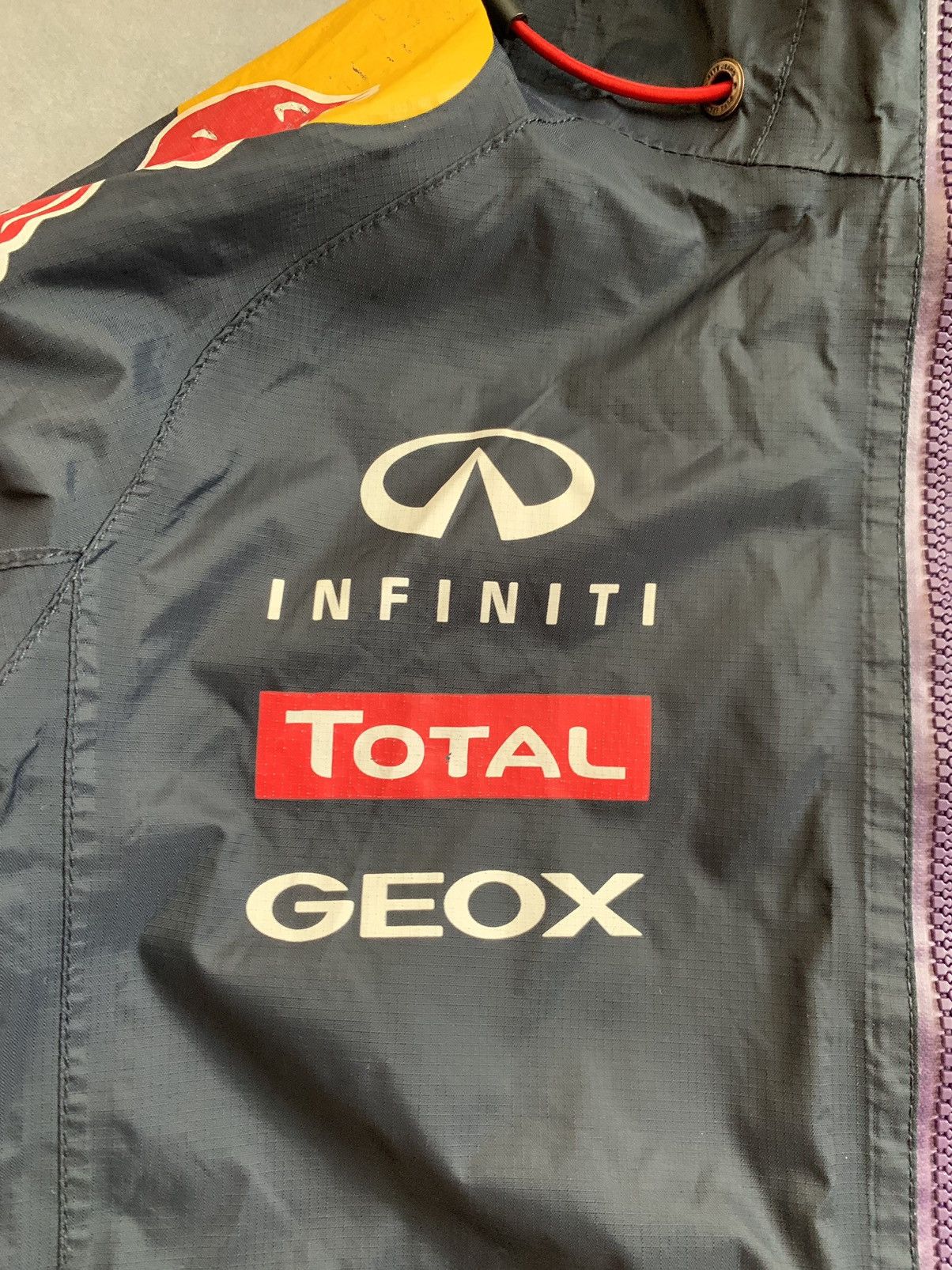 Formula 1 × Red Bull RED BULL/INFINITI F1 RACING TEAM RAIN JACKET PEPE JEANS Size US XS / EU 42 / 0 - 6 Thumbnail