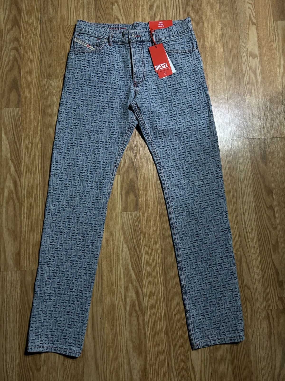 Diesel Diesel 1995 logo-print Jeans Size US 30 / EU 46 - 1 Thumbnail