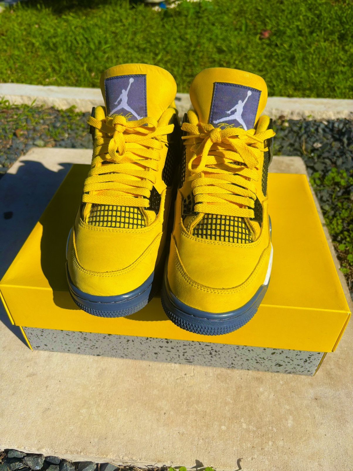 Jordan Brand Air Jordan 4 “Yellow Lightning” Size US 9 / EU 42 - 3 Thumbnail