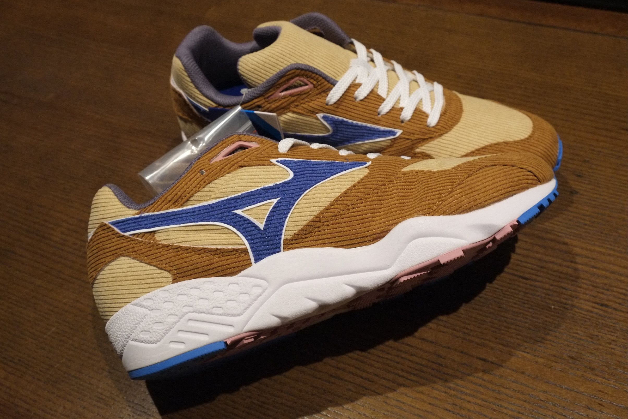 Mizuno Shinzo Paris x Mizuno Contender Kazoku Size US 10 / EU 43 - 2 Thumbnail