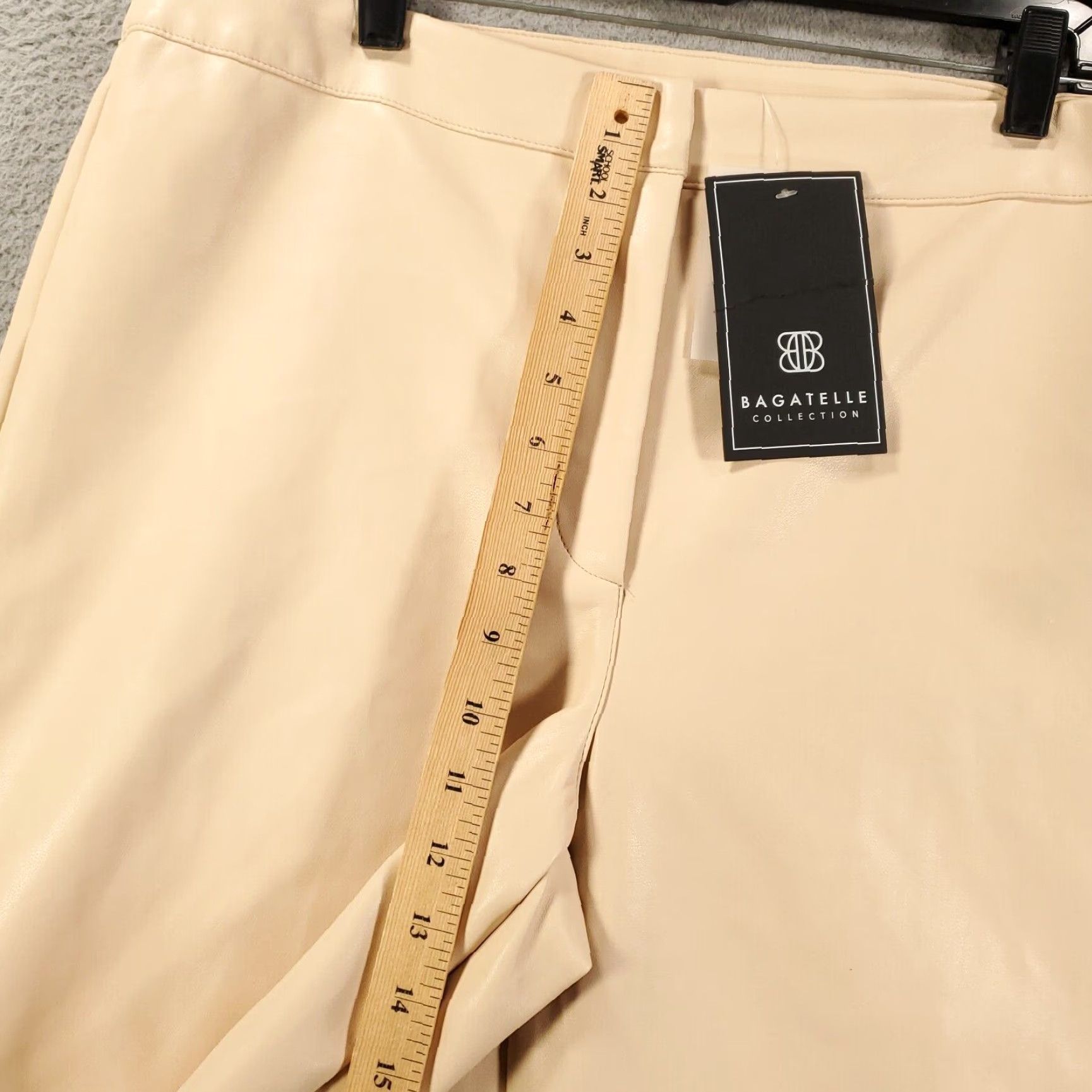 Vintage Bagatelle Brand New Womens Wide Leg Faux Leather Pants Size Large Cropped Peach Cream Beige NWT Size 36" / US 14 / IT 50 - 7 Thumbnail