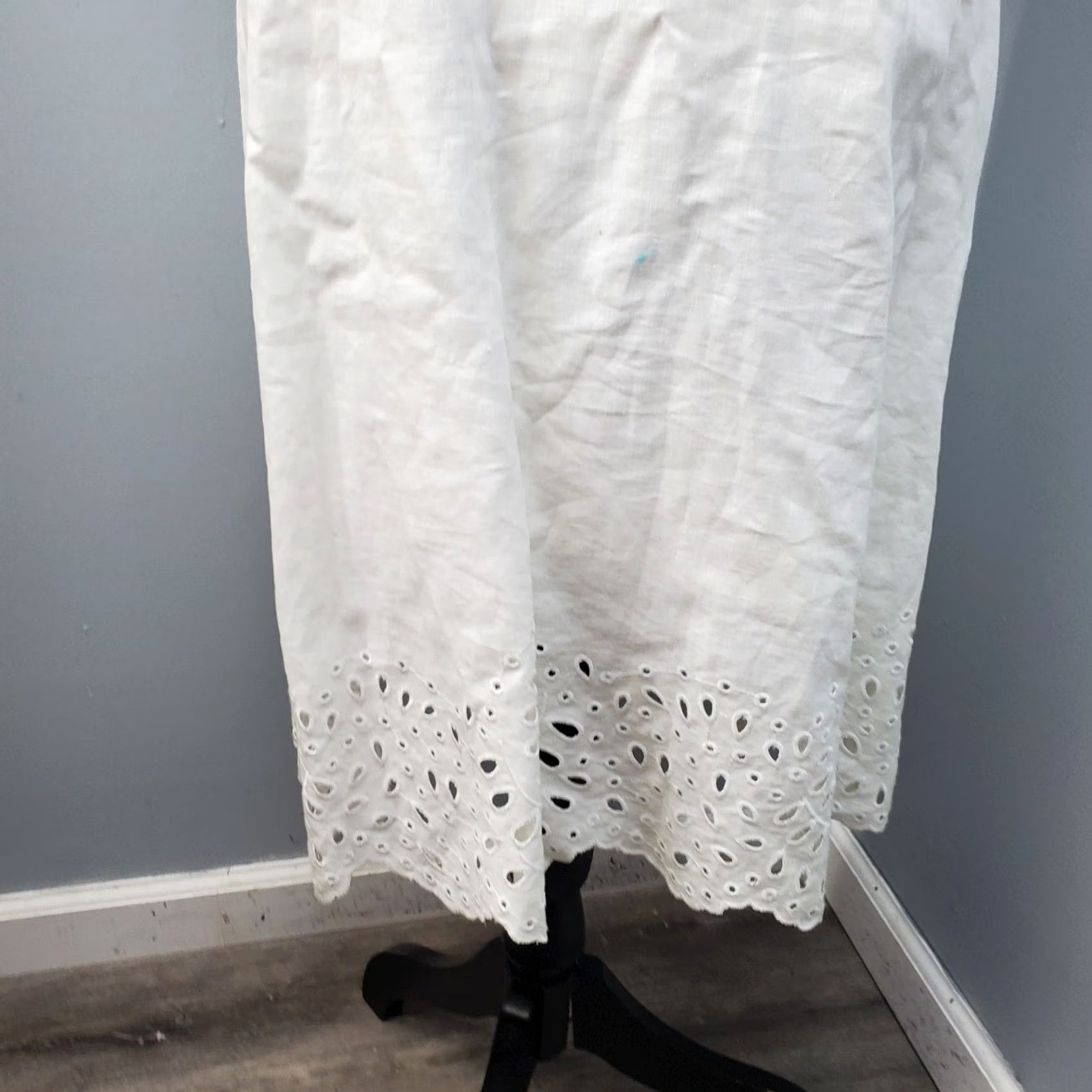 Talbots Talbots Shift Dress Womens Size 8P White Eyelet Neck Hem Tie Waist Side Zip Dress Size M / US 6-8 / IT 42-44 - 4 Thumbnail